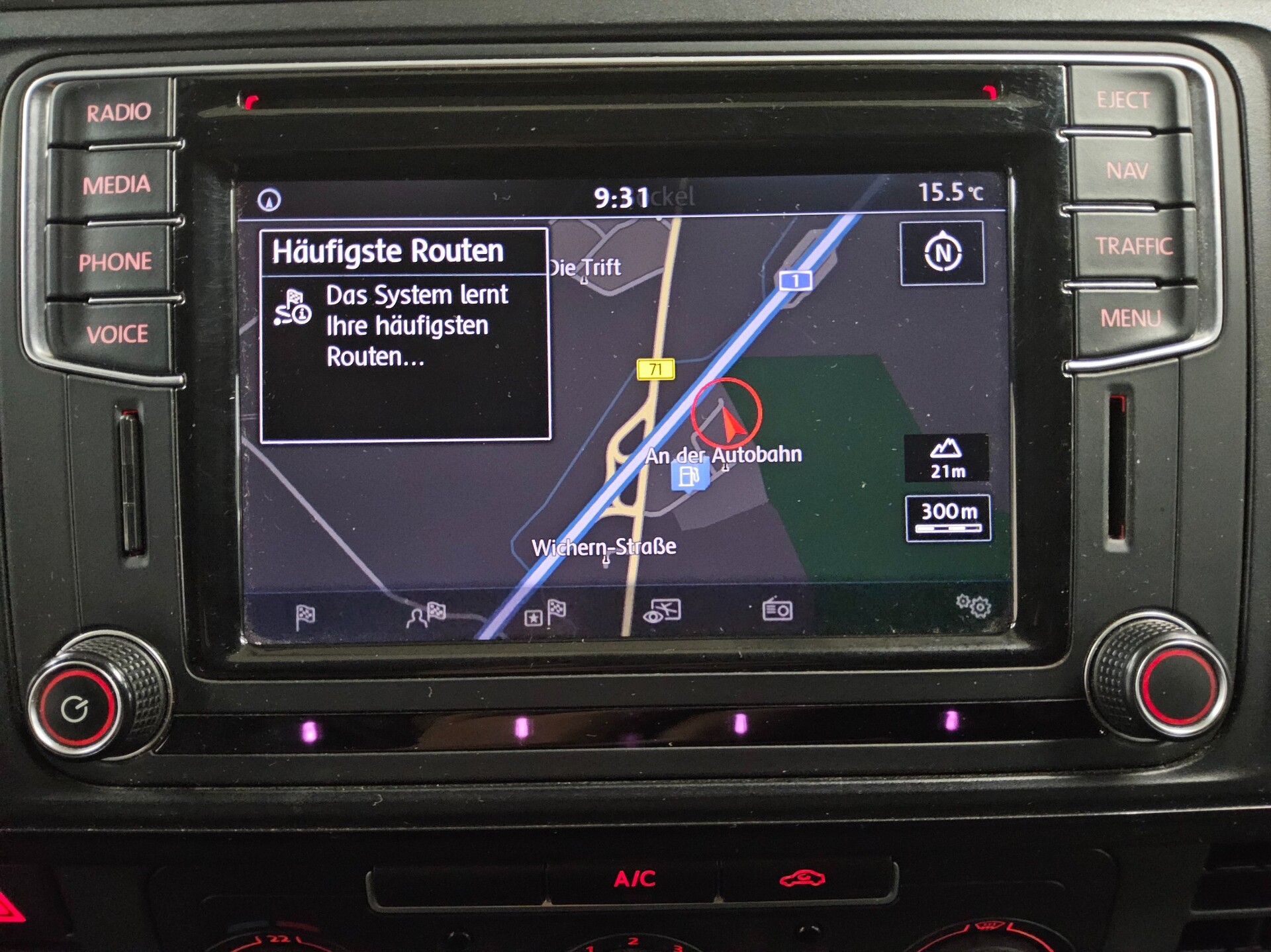 Volkswagen T6 Transporter 2.0 TDI 3-Sitzer Navi AHK PDC 7