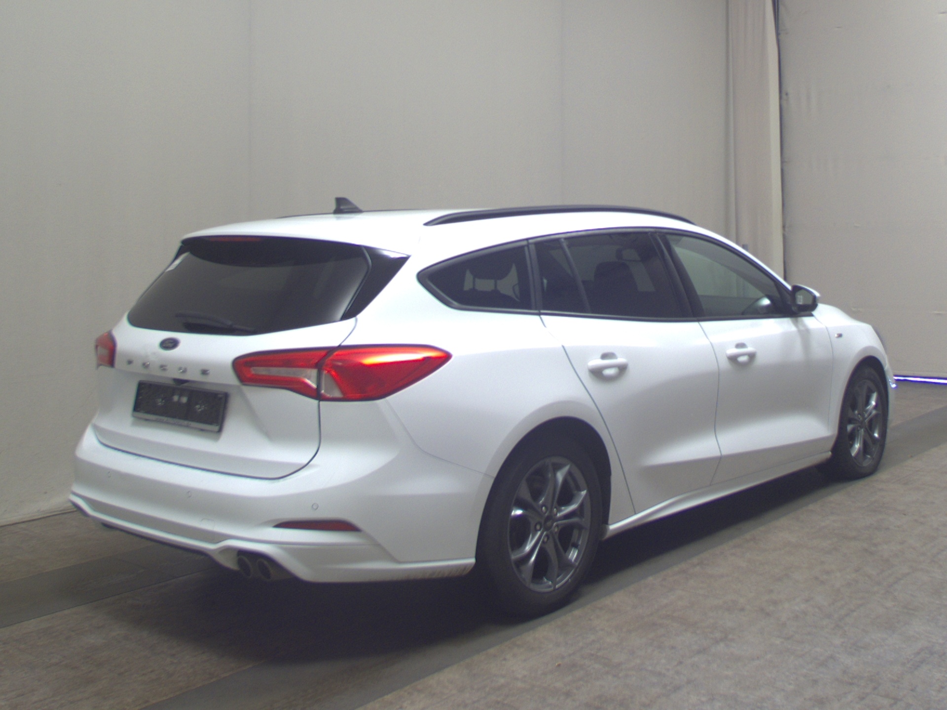 Ford Focus Turnier 2.0 EB ST-Line Navi LED RfK B&O 4