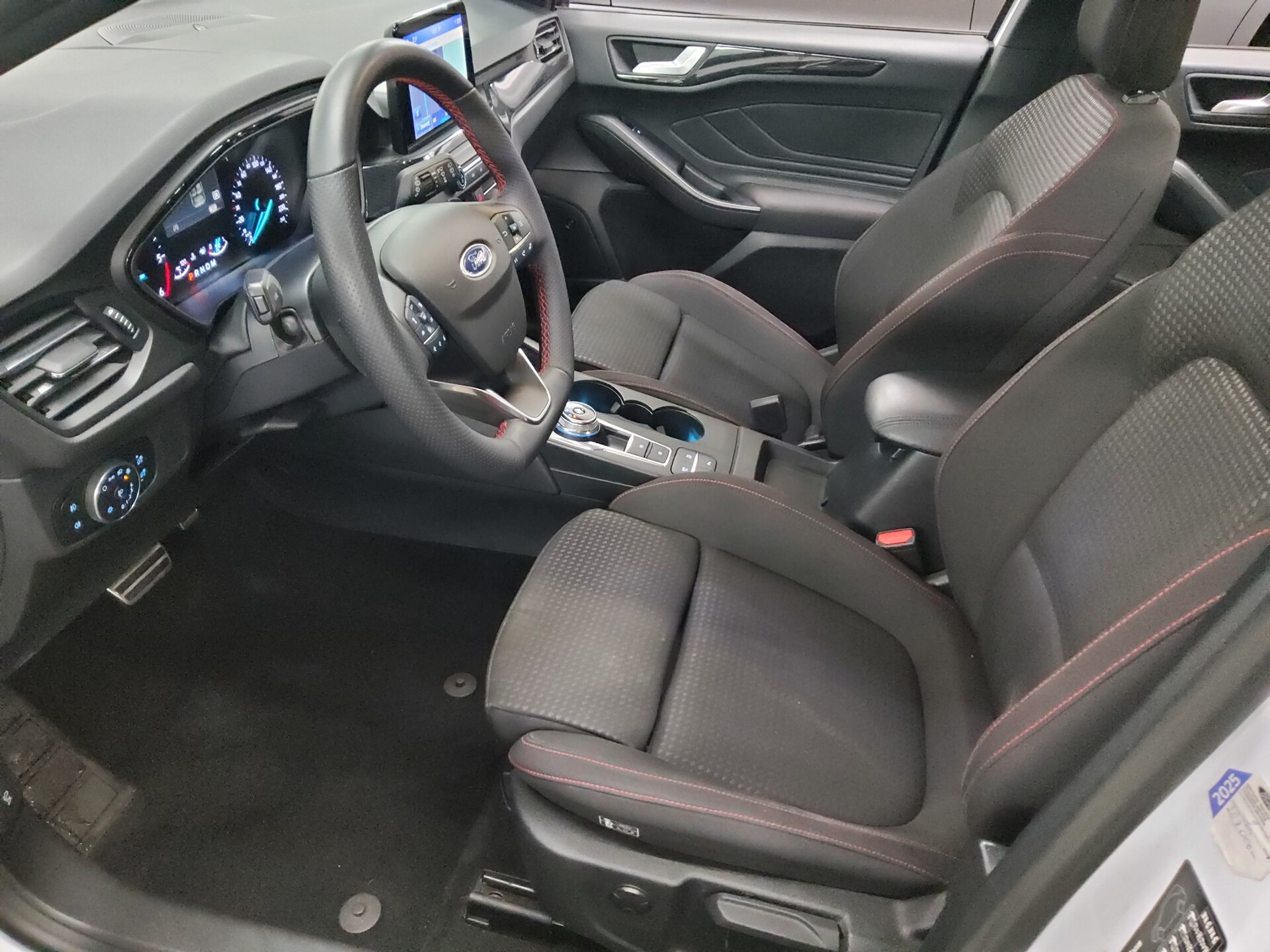 Ford Focus Turnier 2.0 EB ST-Line Navi LED RfK B&O 8