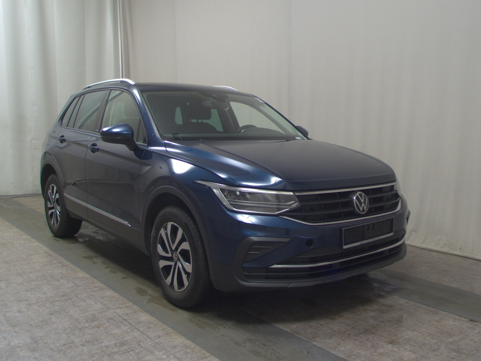 Volkswagen Tiguan 1.4 TSI eHybrid Active Navi AHK DC LED 3