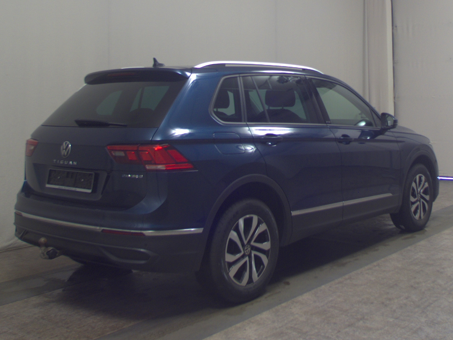 Volkswagen Tiguan 1.4 TSI eHybrid Active Navi AHK DC LED 4