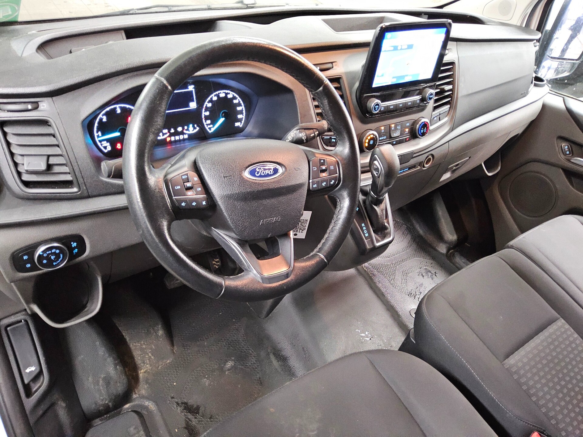 Ford Transit Custom 2.0 TDCi Trend 3-Sitze Regale Nav 5