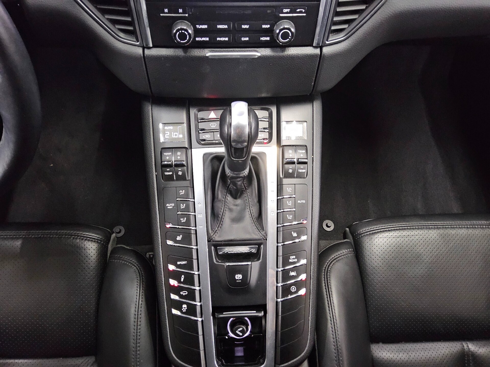 Porsche Macan S Leder Navi Xenon 360° Memory 6