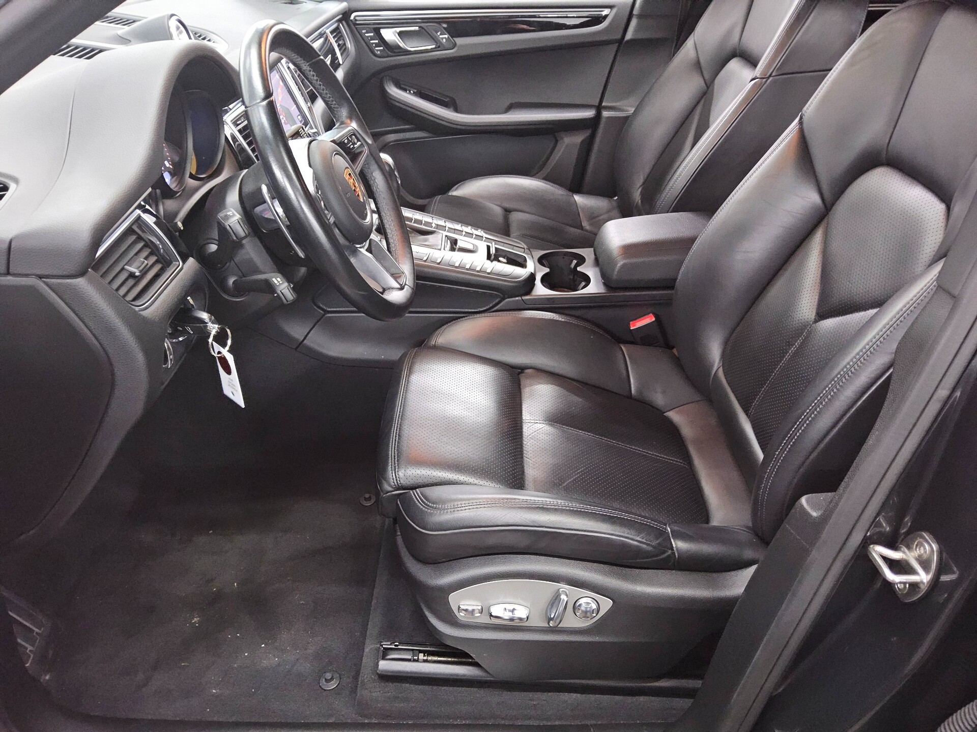 Porsche Macan S Leder Navi Xenon 360° Memory 8