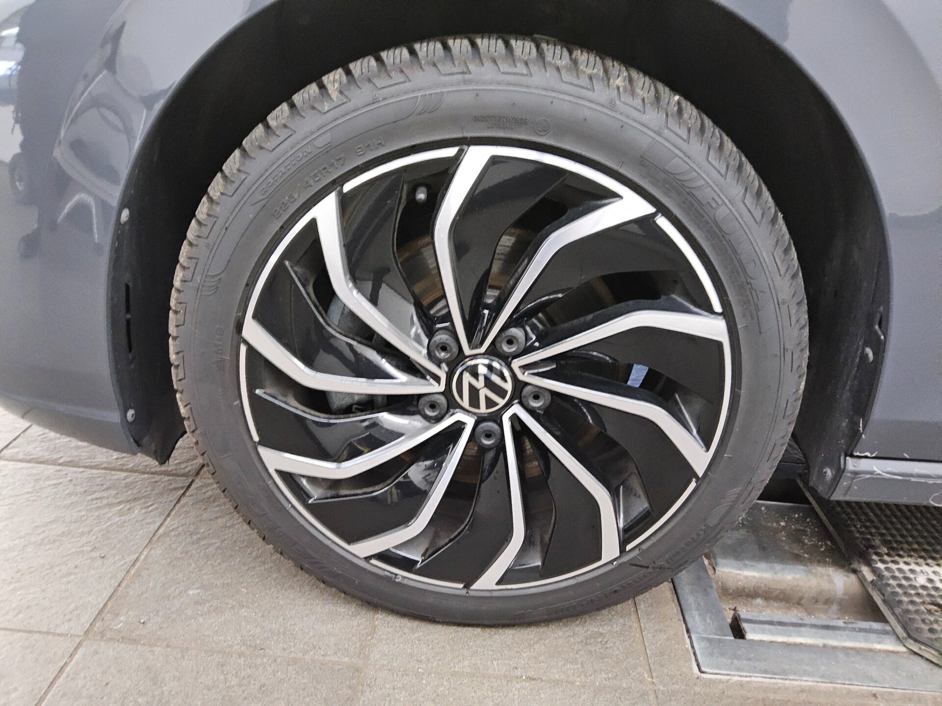 Volkswagen Golf-8 Var. 2.0 TDI Life Navi LED AID RfK ACC 11