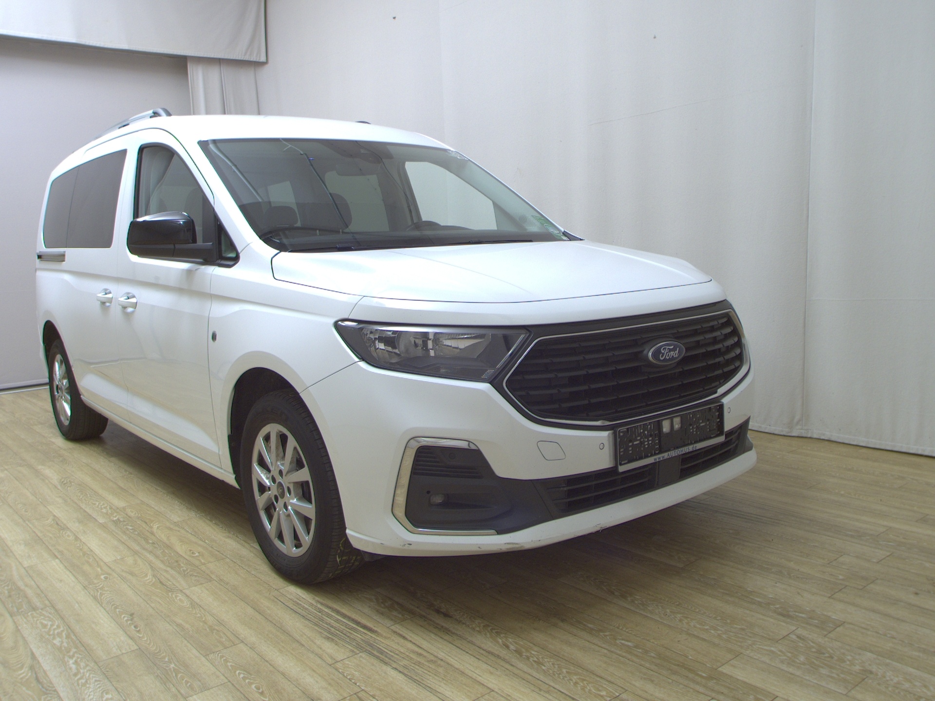 Ford Grand Tourneo Connect 2.0 EB Titanium Navi AHK 3