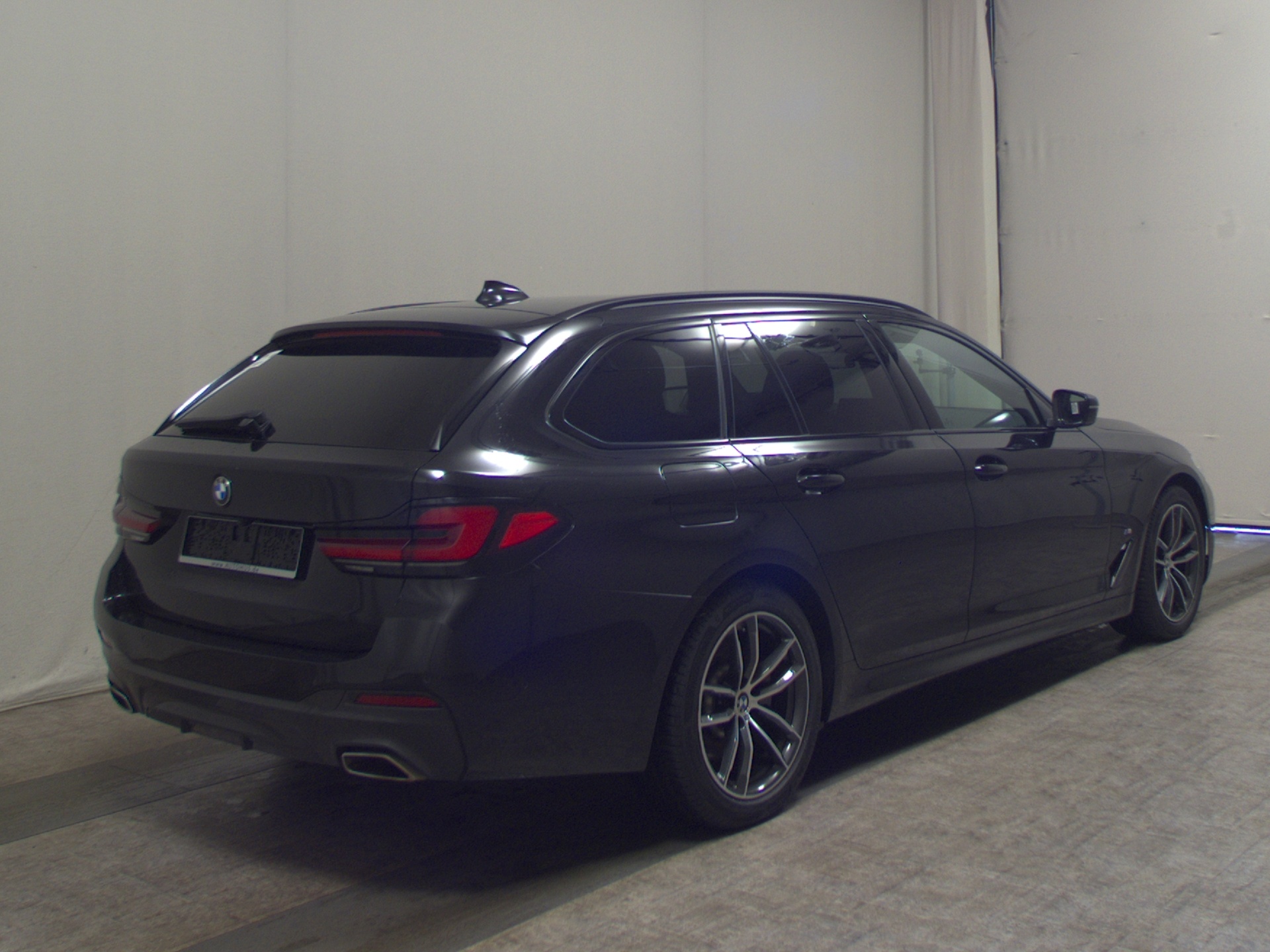 BMW 520dA Touring M-Sport Leder Navi LED LC prof. 4