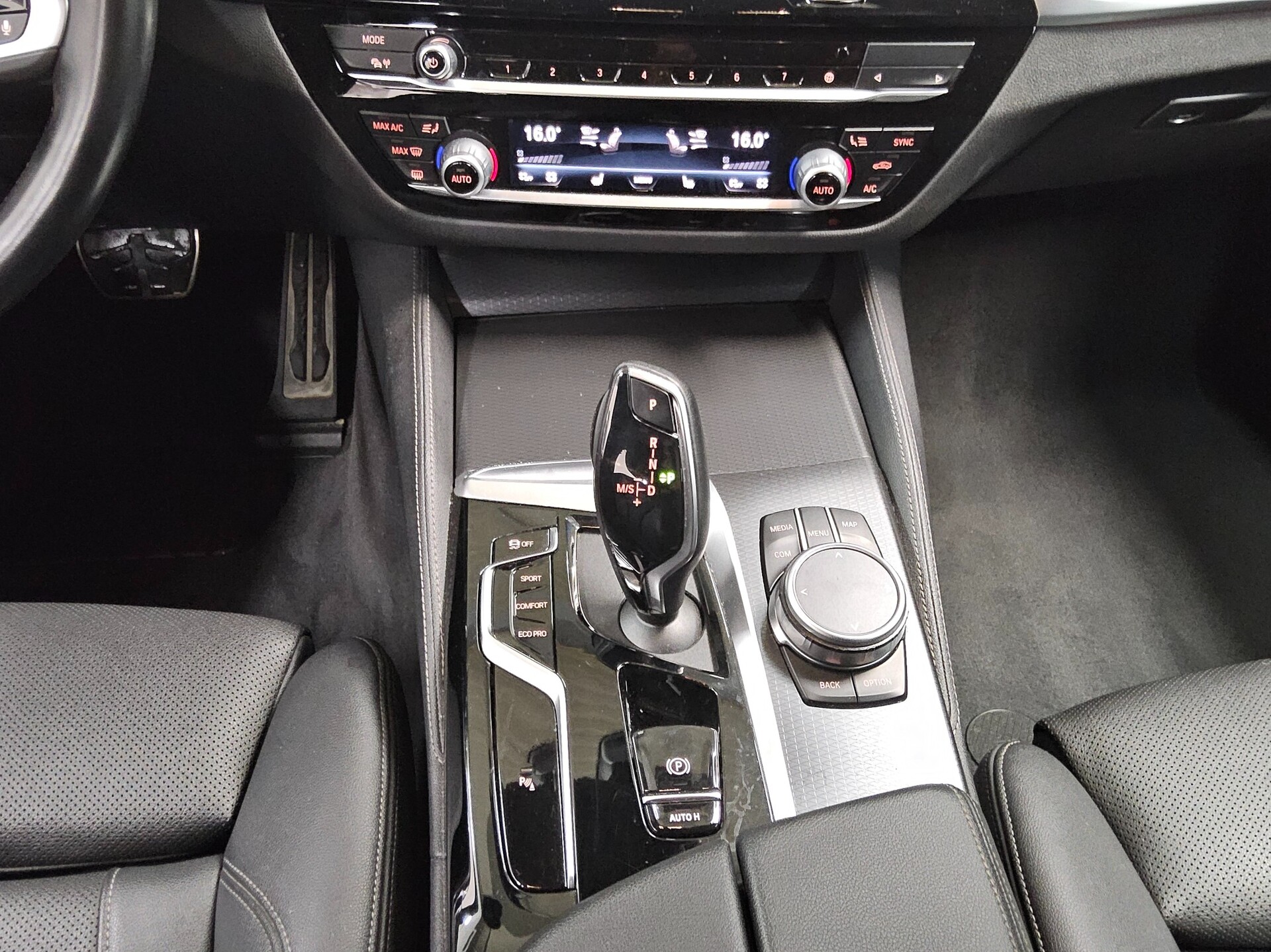 BMW 520dA Touring M-Sport Leder Navi LED LC prof. 6