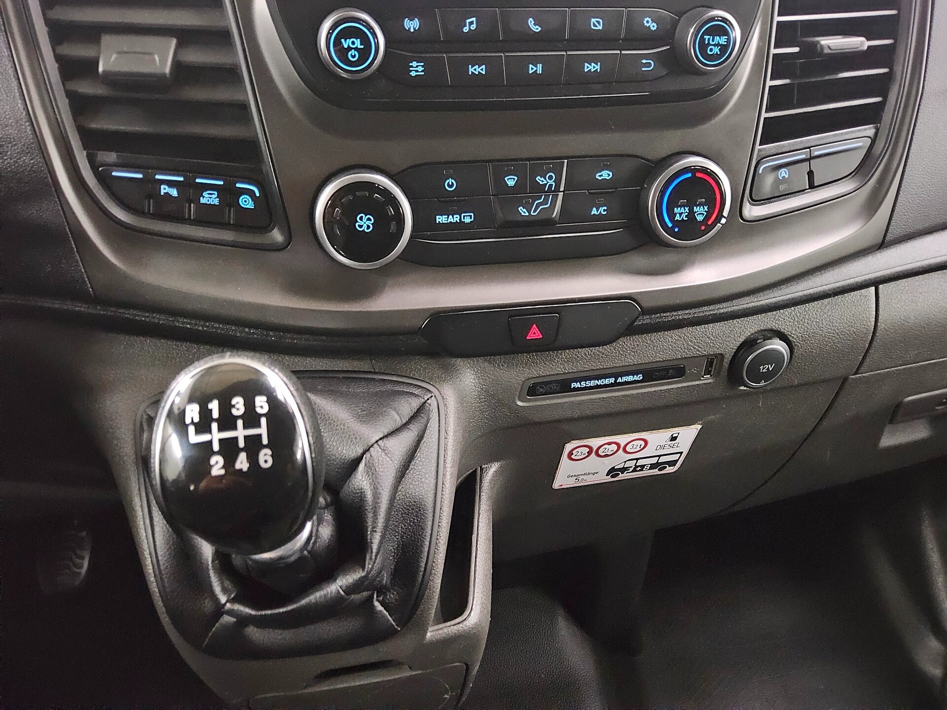 Ford Transit Custom 2.0 TDCi Trend Leder L1 9-Sitze 6