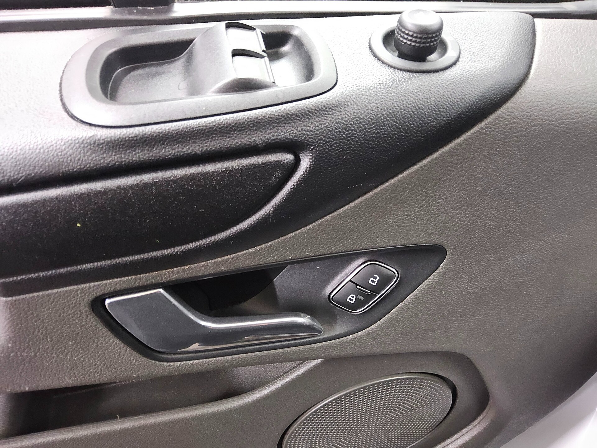 Ford Transit Custom 2.0 TDCi Trend Leder L1 9-Sitze 8