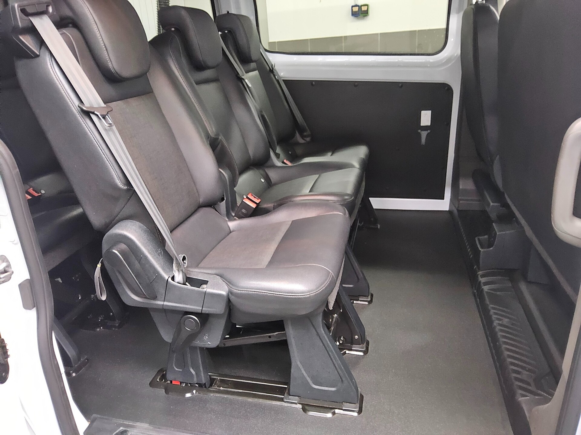 Ford Transit Custom 2.0 TDCi Trend Leder L1 9-Sitze 13