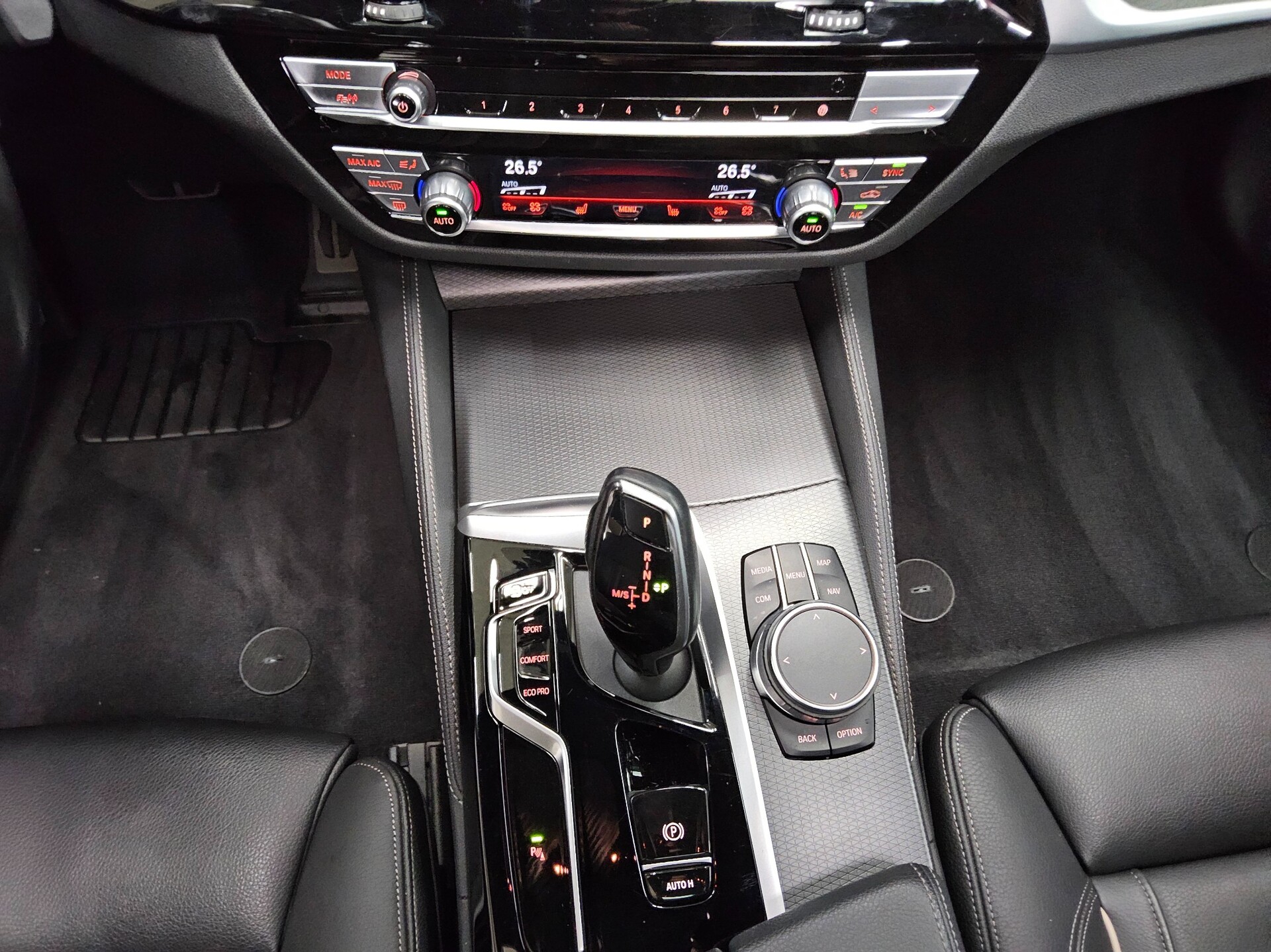 BMW 530dA Touring M-Sport Navi LC Prof H/K Pano RFK 6