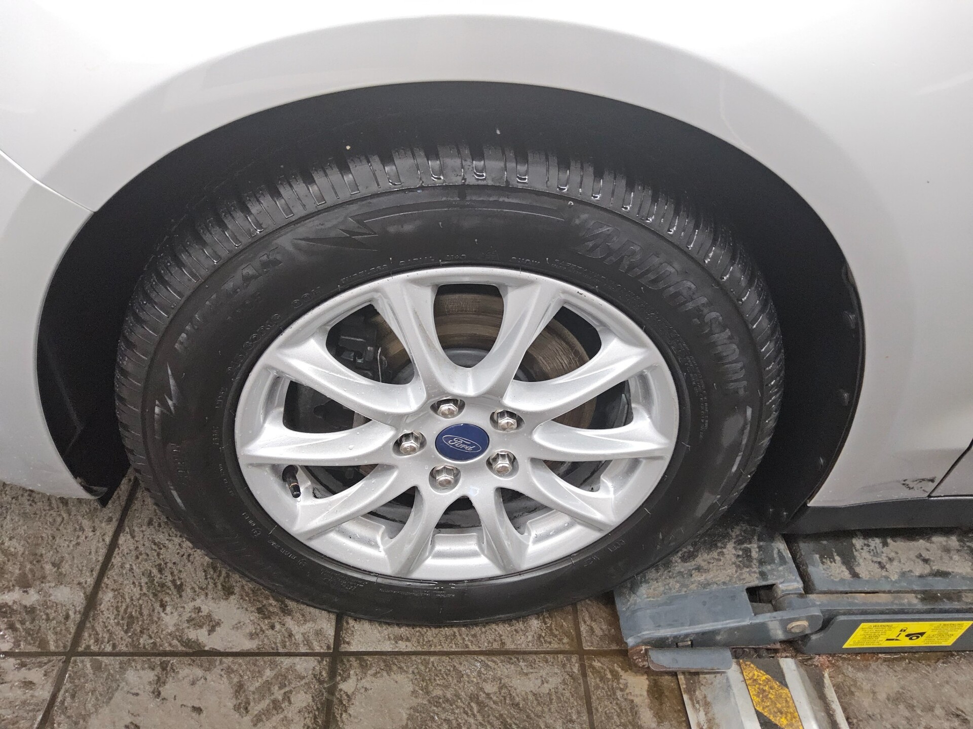 Ford Mondeo Turnier 2.0 EB Trend Navi Pano SHZ 10