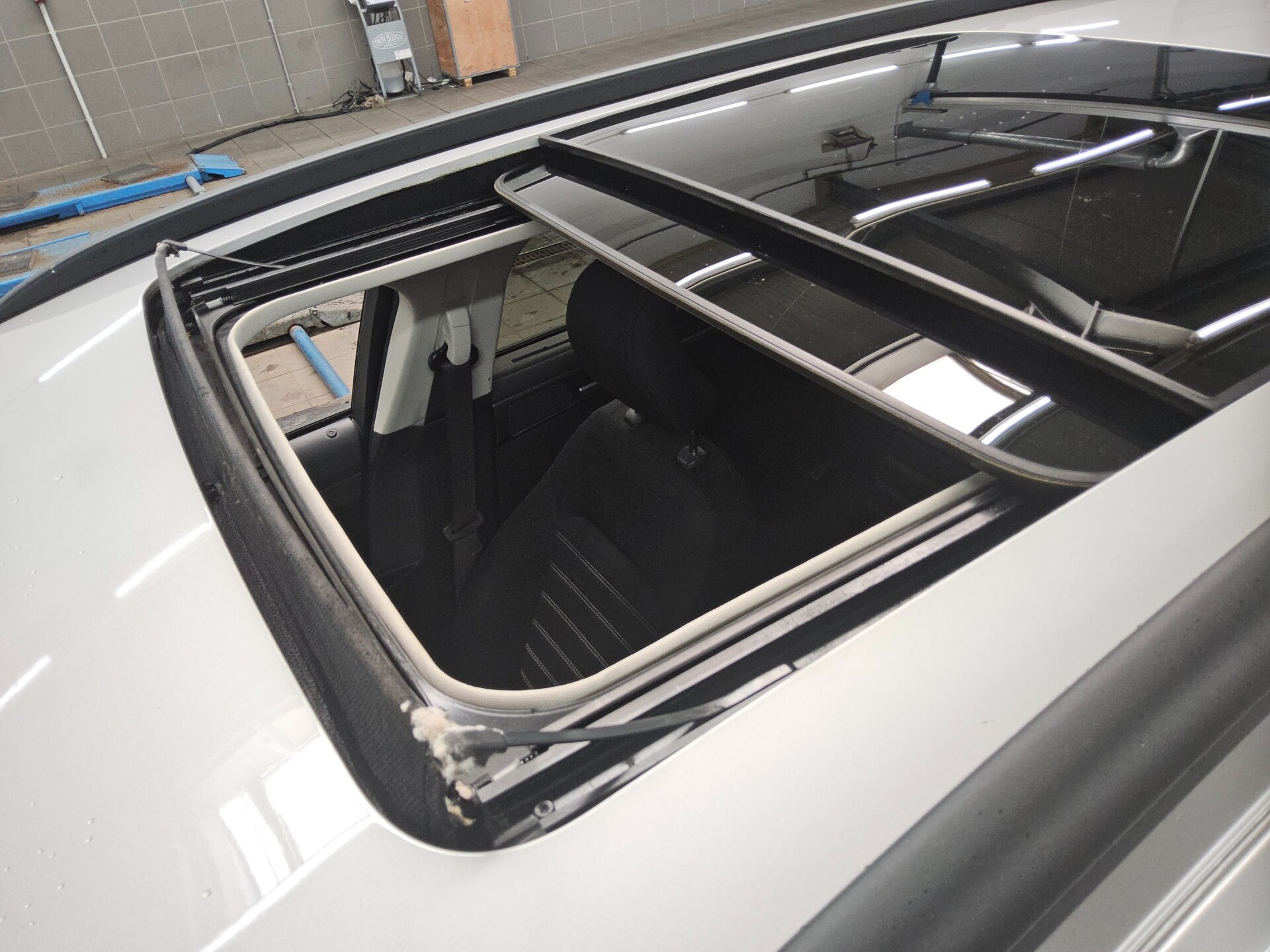 Ford Mondeo Turnier 2.0 EB Trend Navi Pano SHZ 11