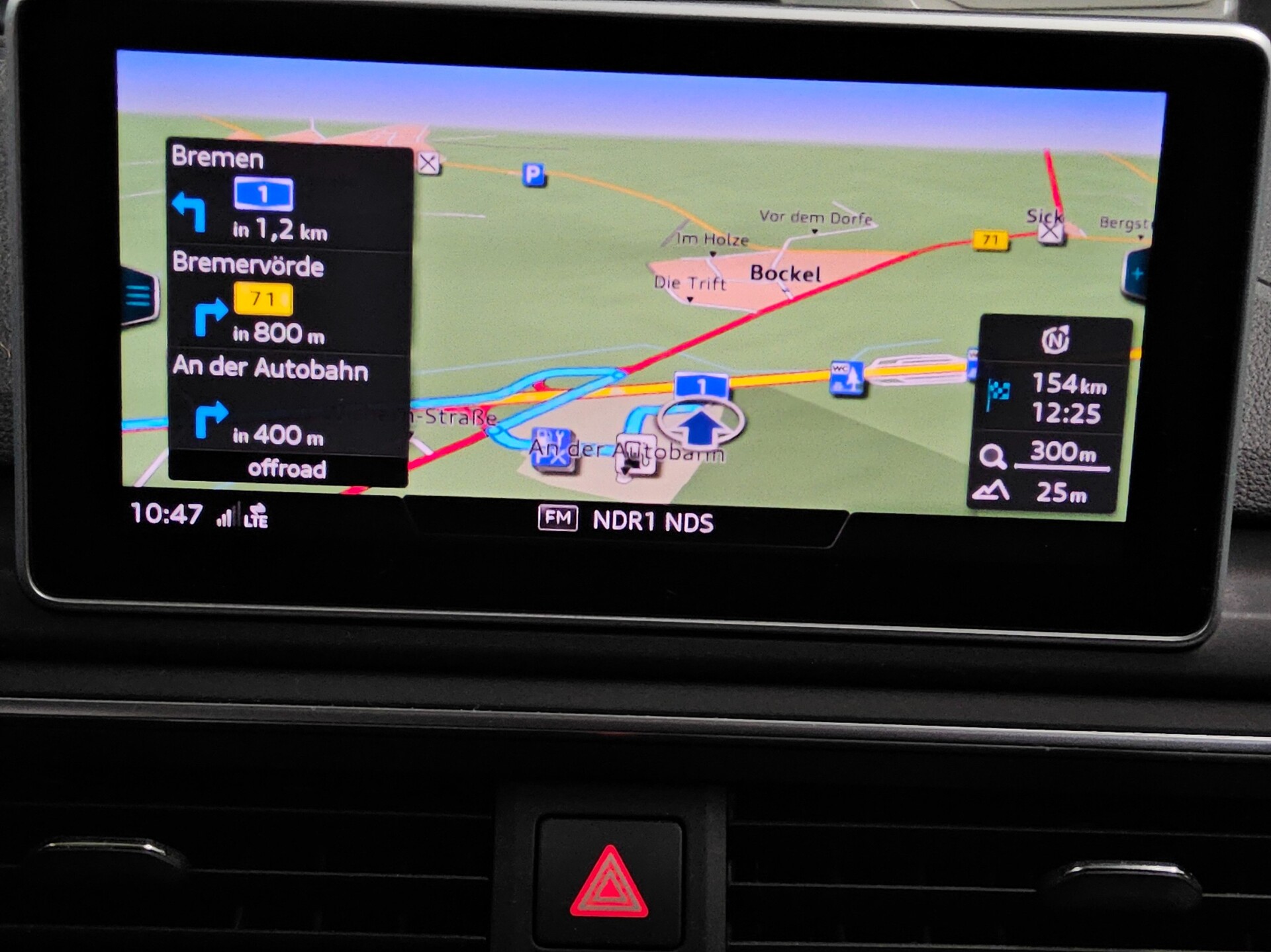 Audi A4 Avant 50 TDI Qu. sport Navi LED vc Pano HuD 7