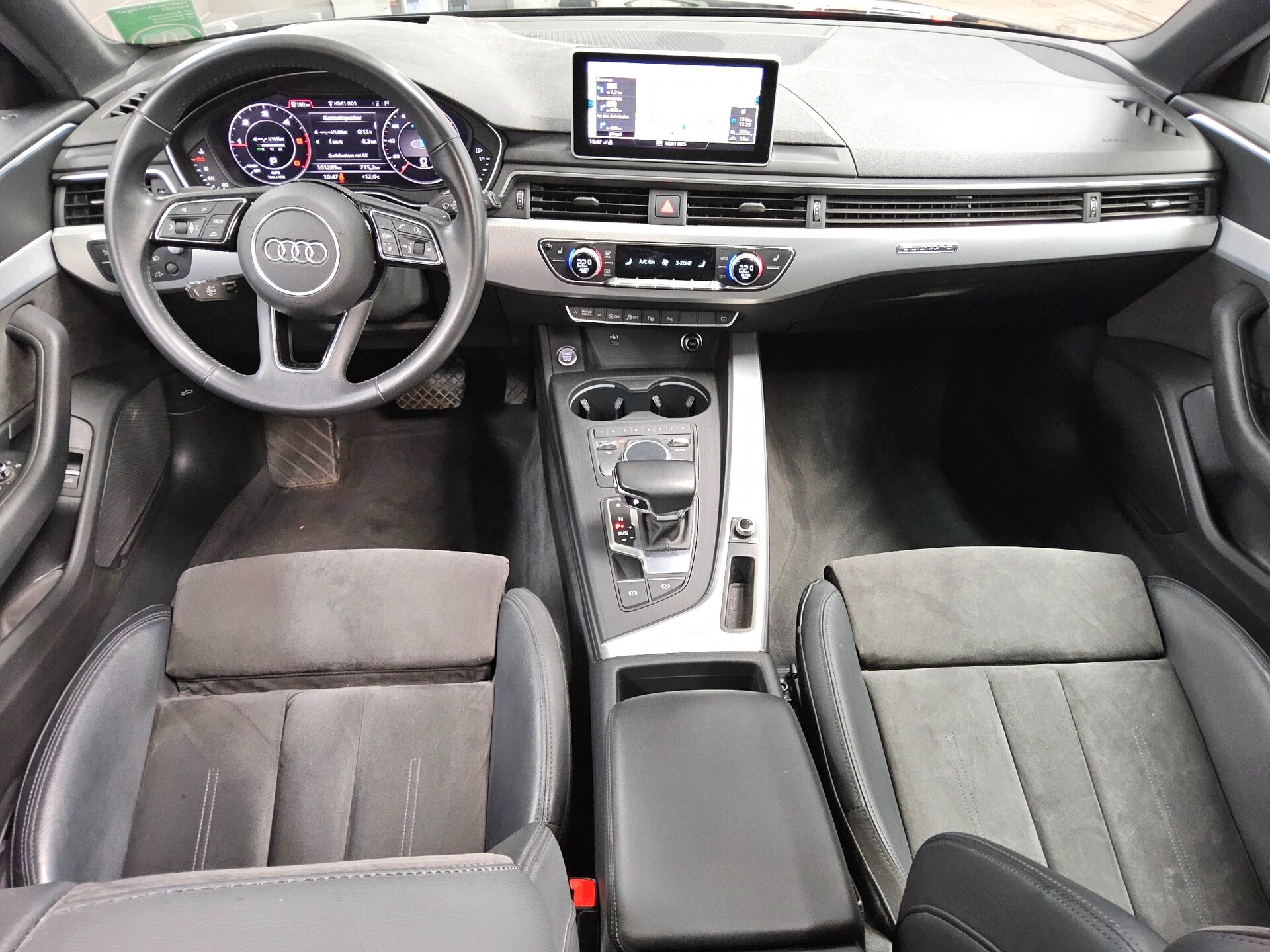 Audi A4 Avant 50 TDI Qu. sport Navi LED vc Pano HuD 5