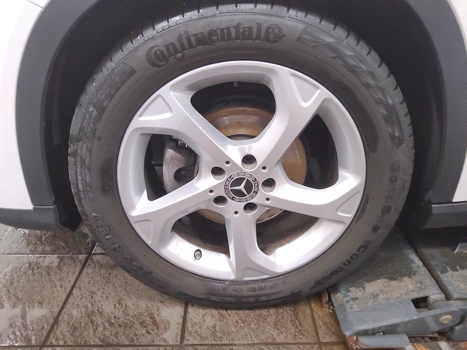 Mercedes-Benz GLA 180 Urban T-Leder Navi LED Pano RfK Tempomat 10