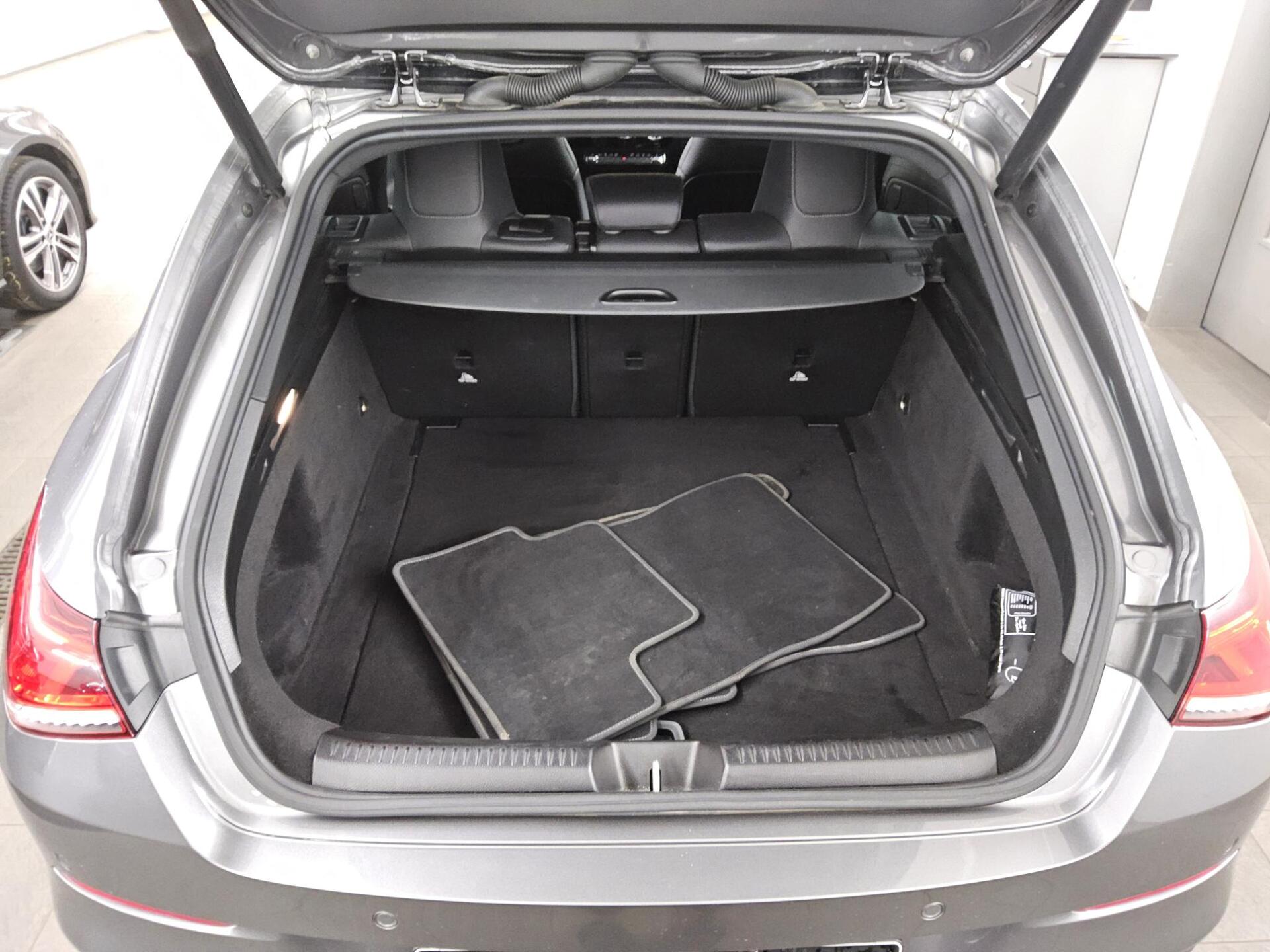 Mercedes-Benz CLA 200 SB d Progressive Leder Navi LED Night 12