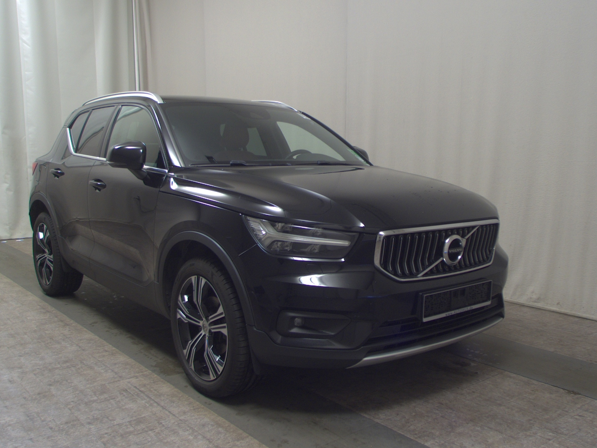 Volvo XC40 D3 Inscription Navi LED Leder 4xShz PDC RfK 3