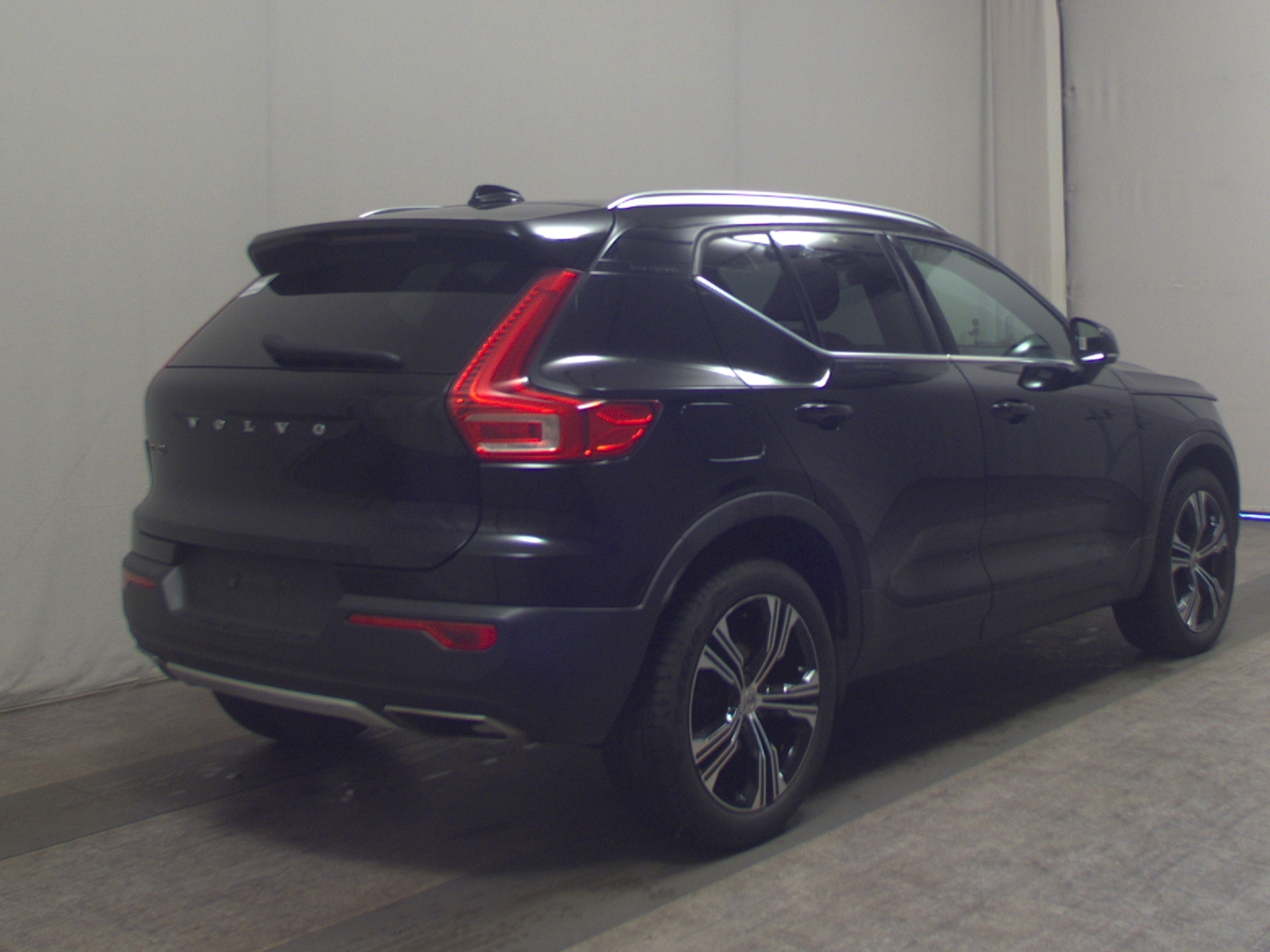 Volvo XC40 D3 Inscription Navi LED Leder 4xShz PDC RfK 4
