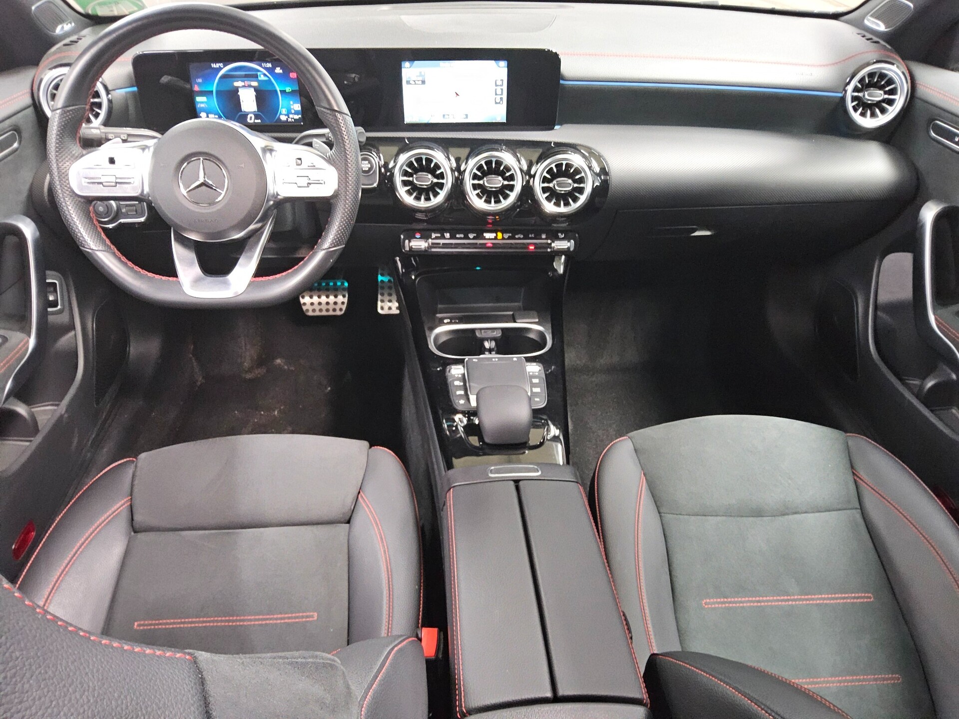 Mercedes-Benz CLA 250 Shooting Brake e AMG-Line Navi LED Pano 5