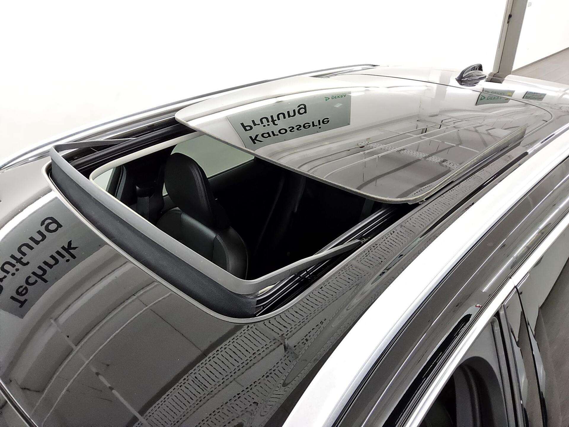 Volvo XC60 B4 D Momentum Pro Navi Pano 360° H-K StHzg 13