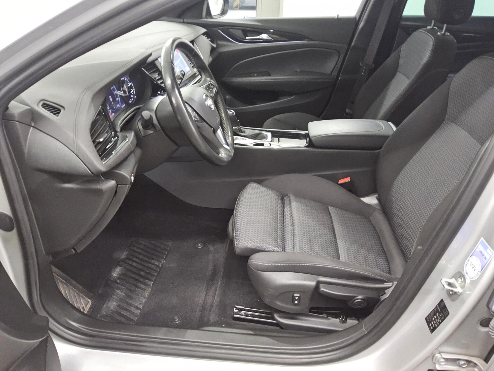 Opel Insignia ST 1.5 D Business Ed. Navi LED RfK PDC 8