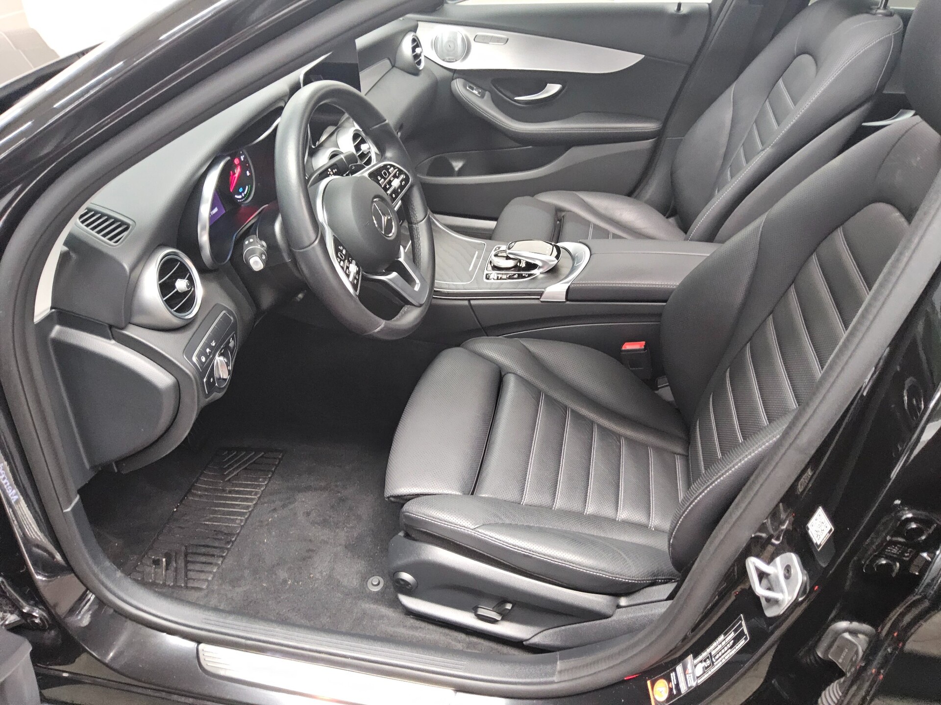 Mercedes-Benz C 300 T de Avantgarde Leder Navi LED Pano 360° 8