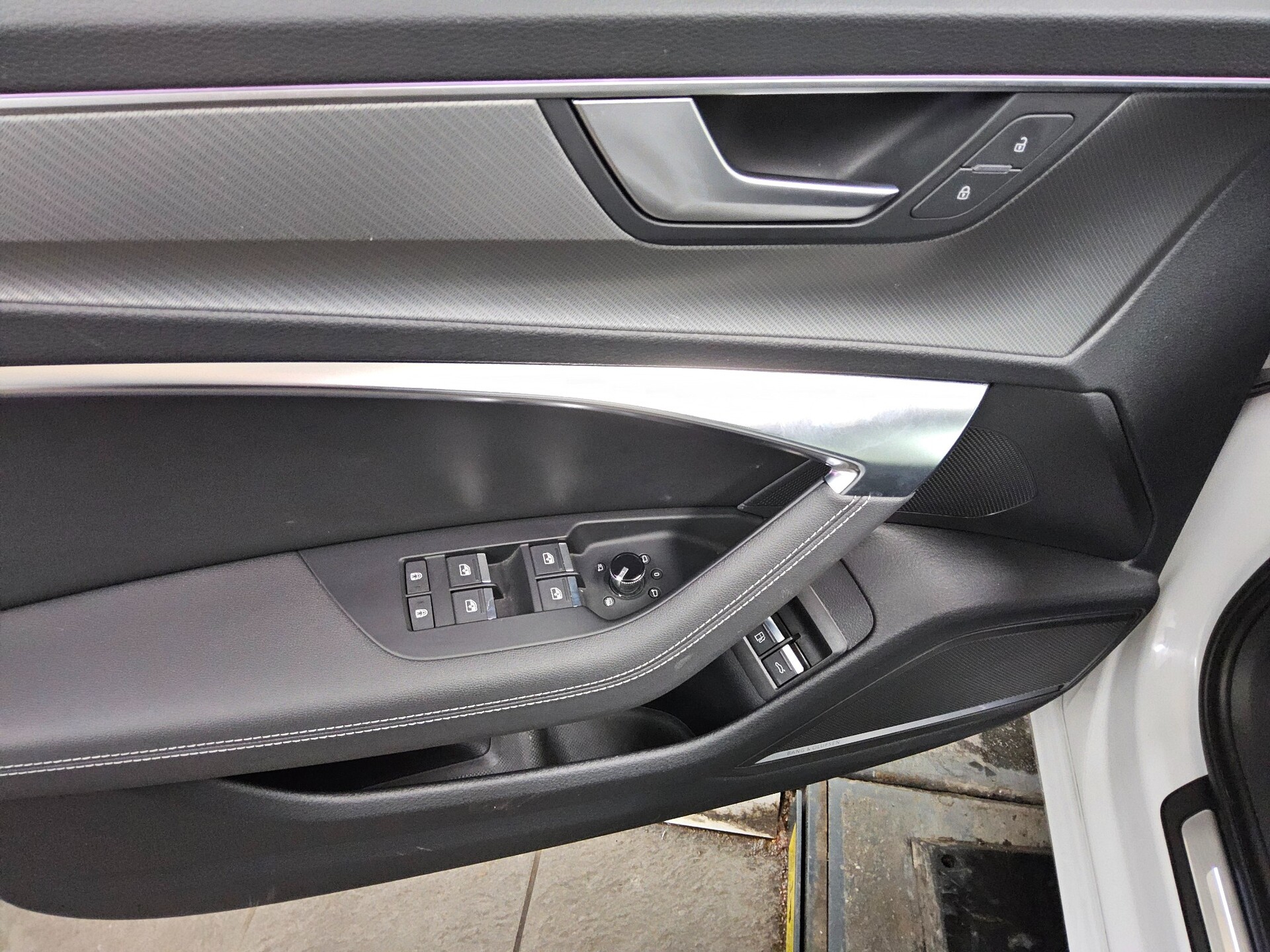 Audi A6 Avant 50 TFSI e Qu. design Leder Navi LED vc 10