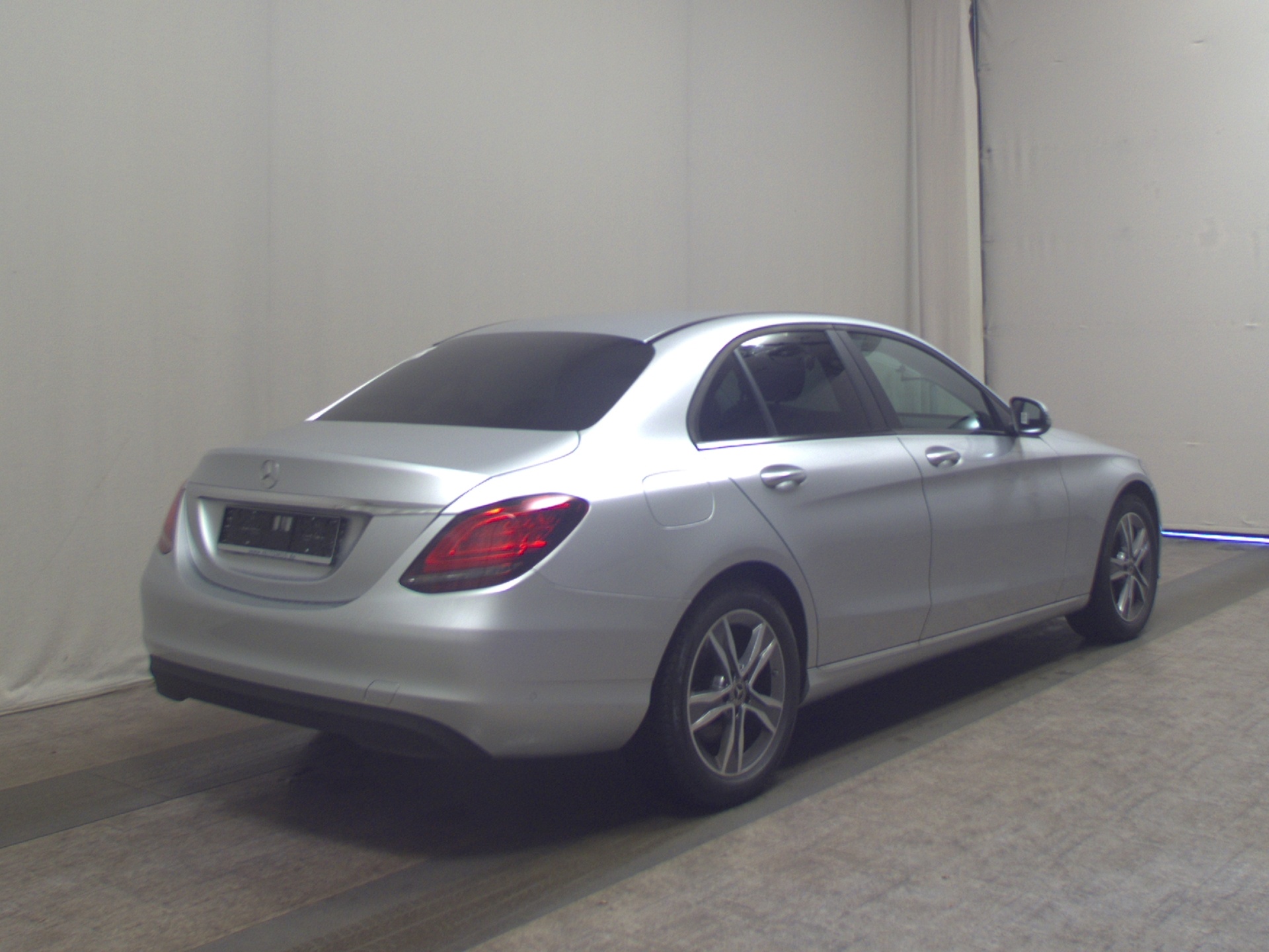 Mercedes-Benz C 200 d Navi MB-LED RfK Shz PDC Sound Tempomat 4