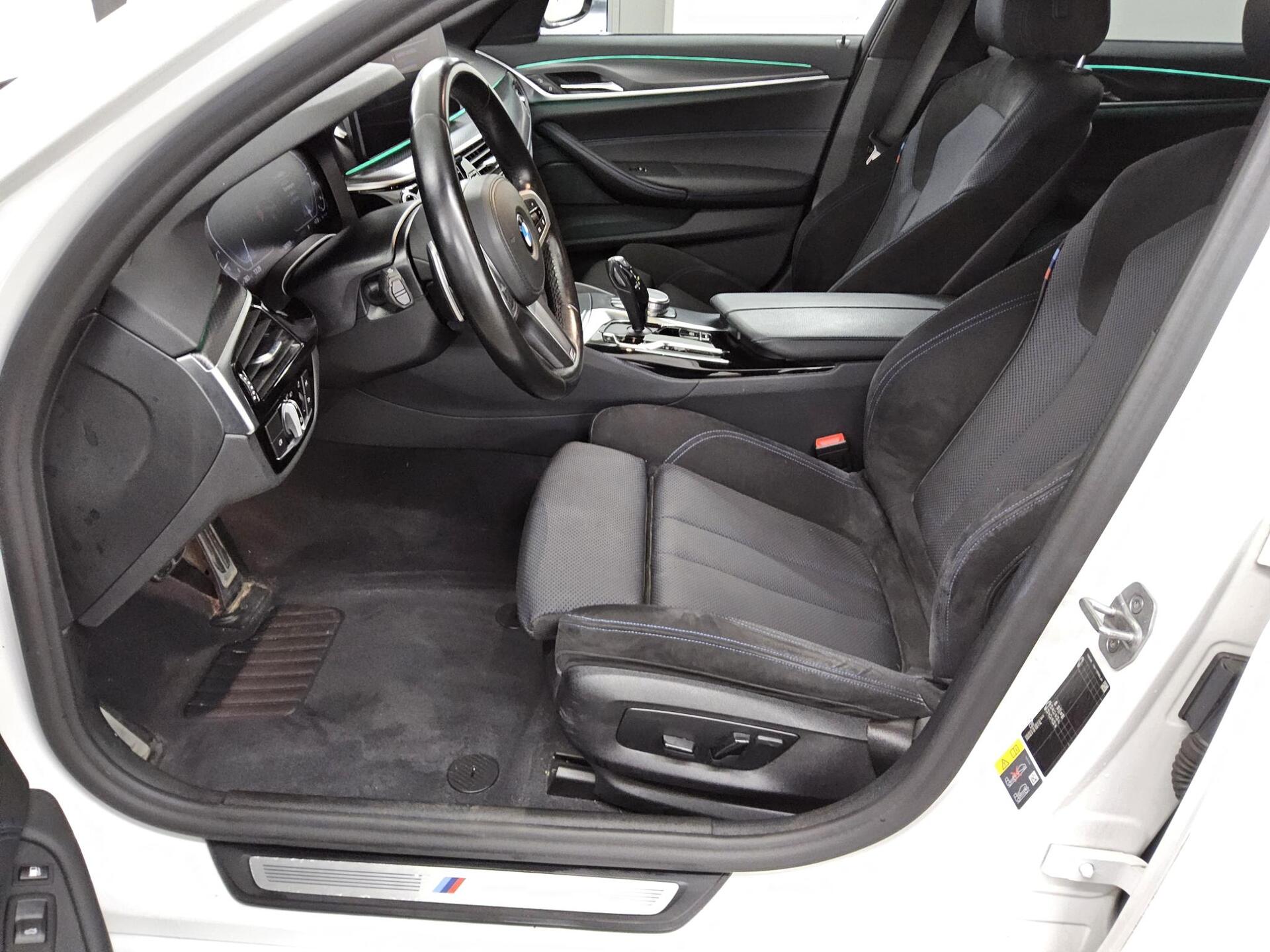 BMW 530e Touring M-Sport Navi LED+ LC prof. RfK Shz 9