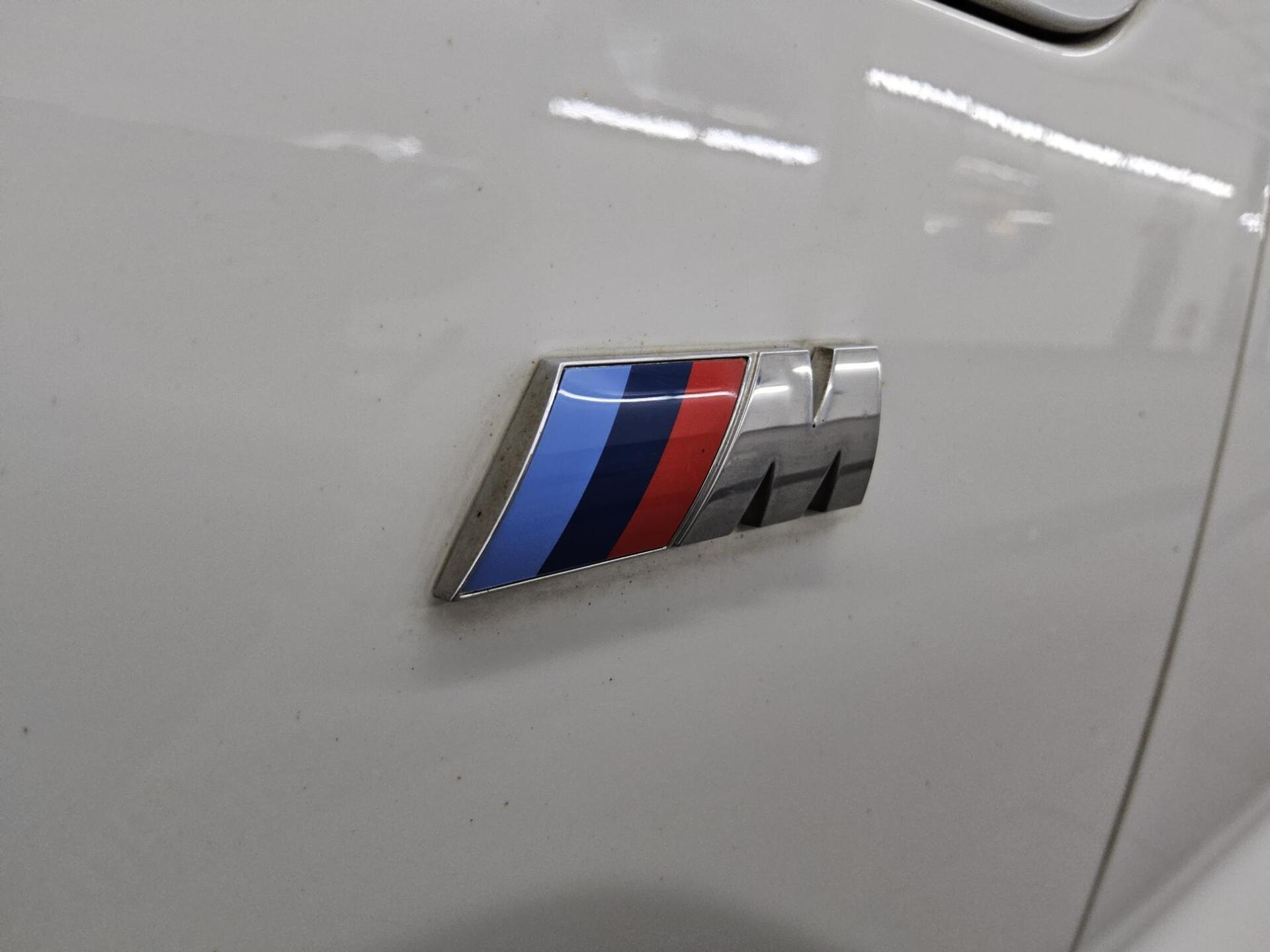 BMW 530e Touring M-Sport Navi LED+ LC prof. RfK Shz 12