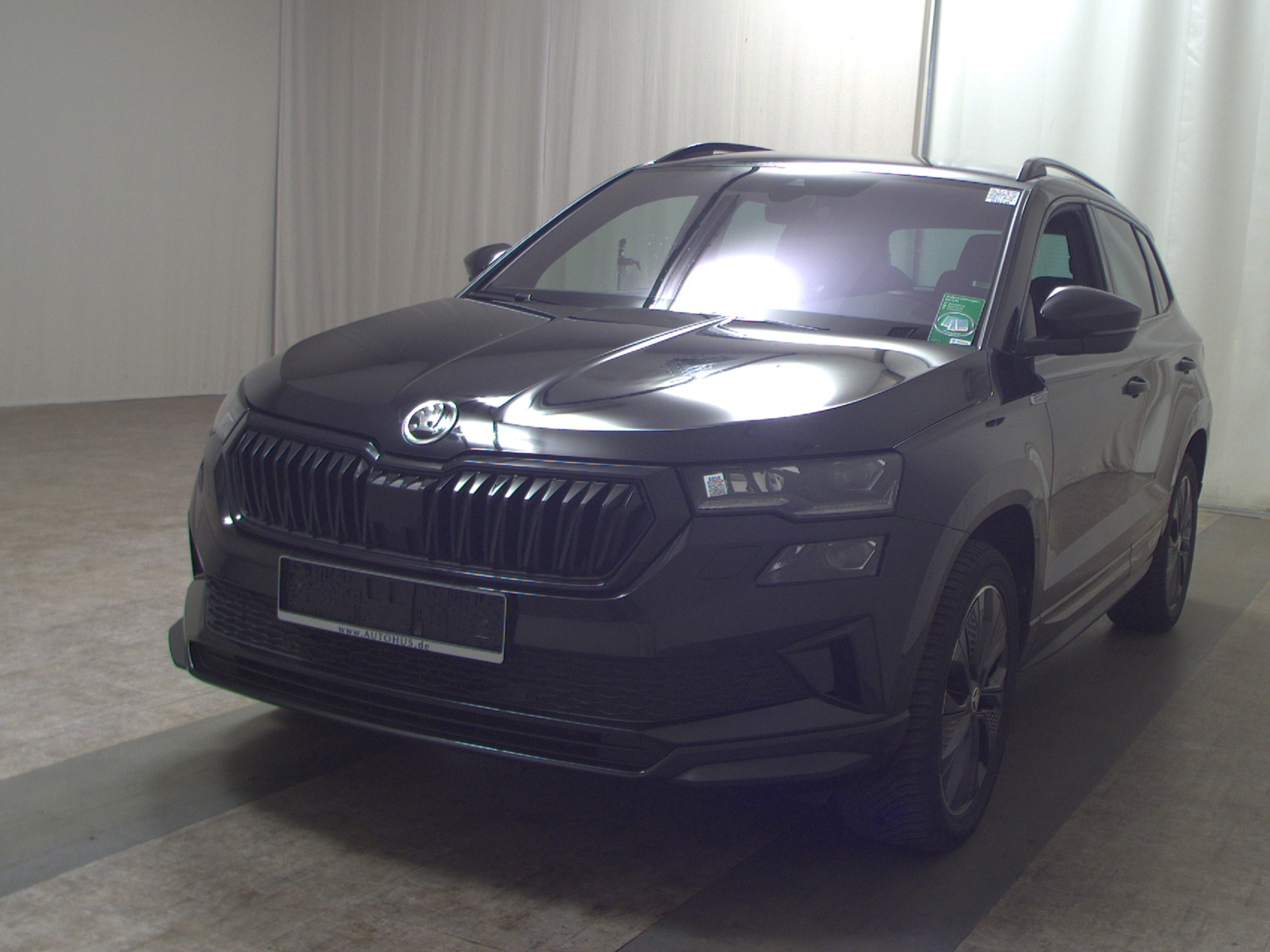 Skoda Karoq 2.0 TDI 4x4 SportLine Navi LED vc RFK ACC 2