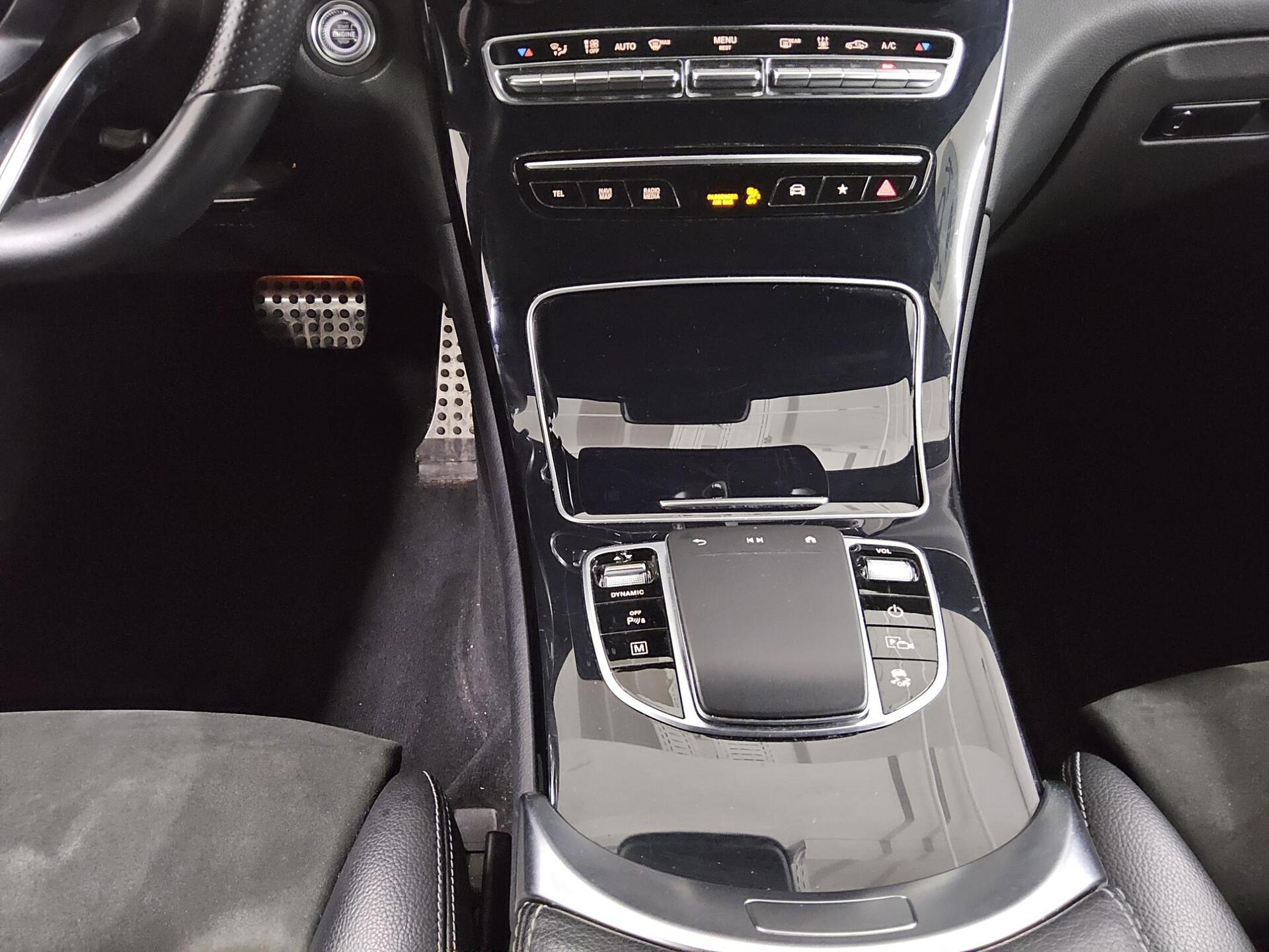 Mercedes-Benz GLC 300 de 4M AMG-Line Navi LED Night RfK AHK 6