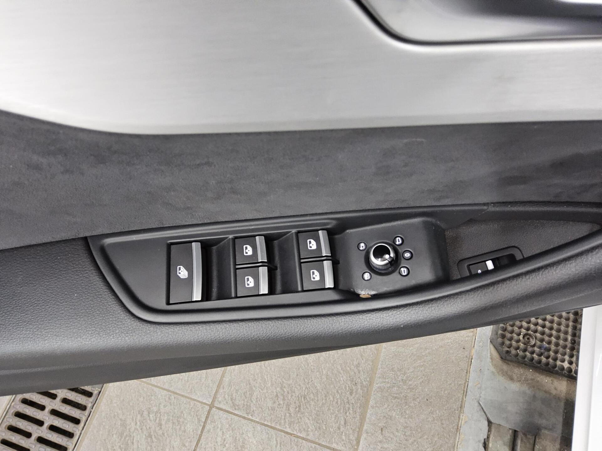 Audi A5 35 TDI S-Line Volleder Navi Matrix Virtual 11