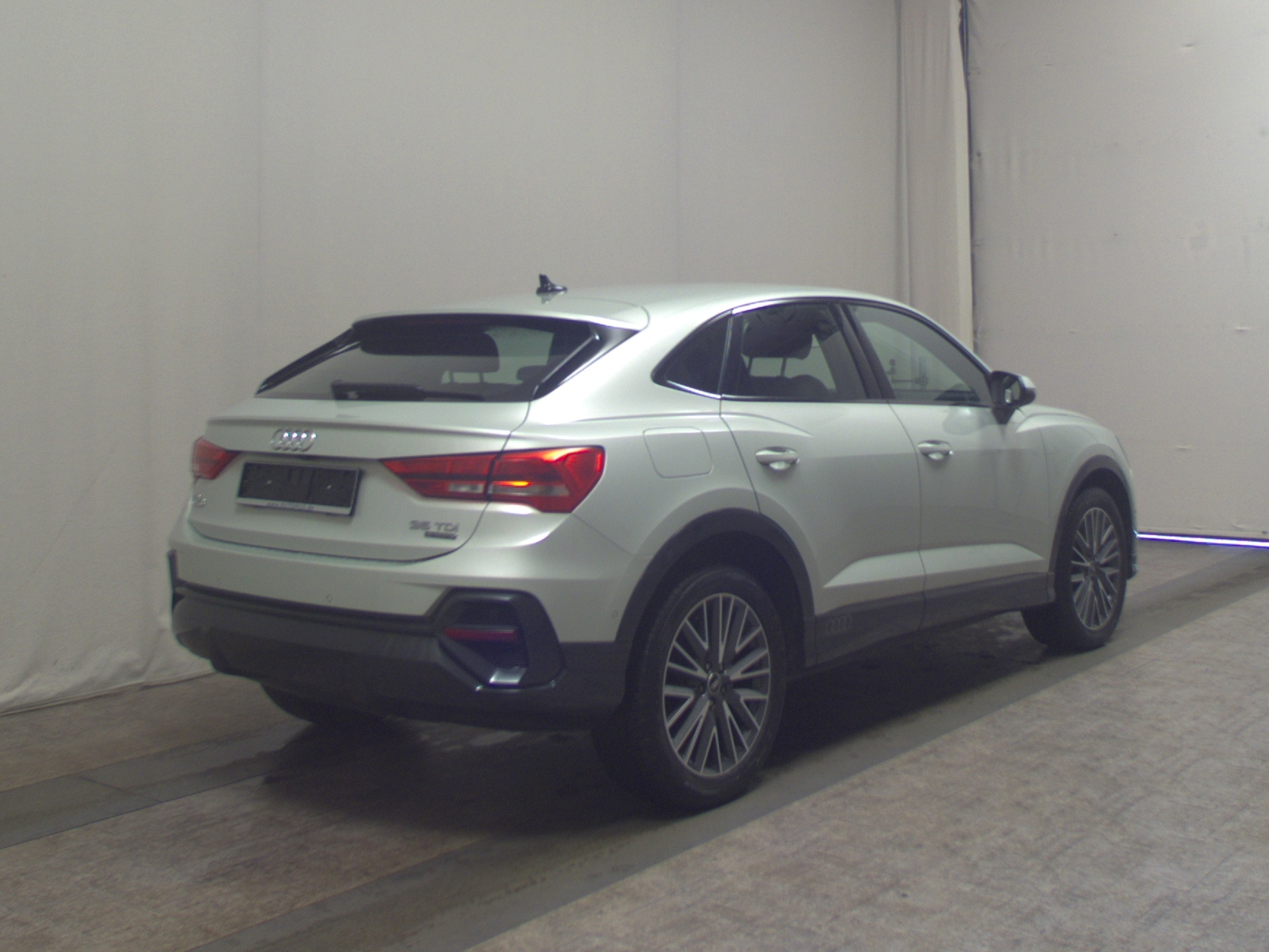 Audi Q3 Sportback 35 TDI Qu. S-Line T-Leder Navi LED 4