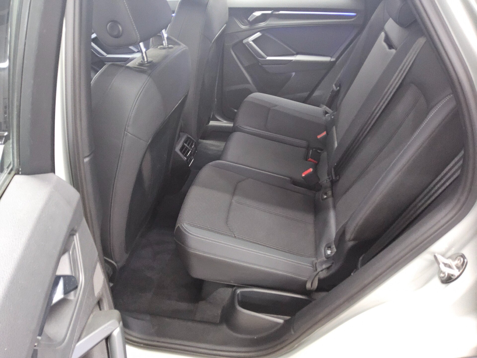 Audi Q3 Sportback 35 TDI Qu. S-Line T-Leder Navi LED 13