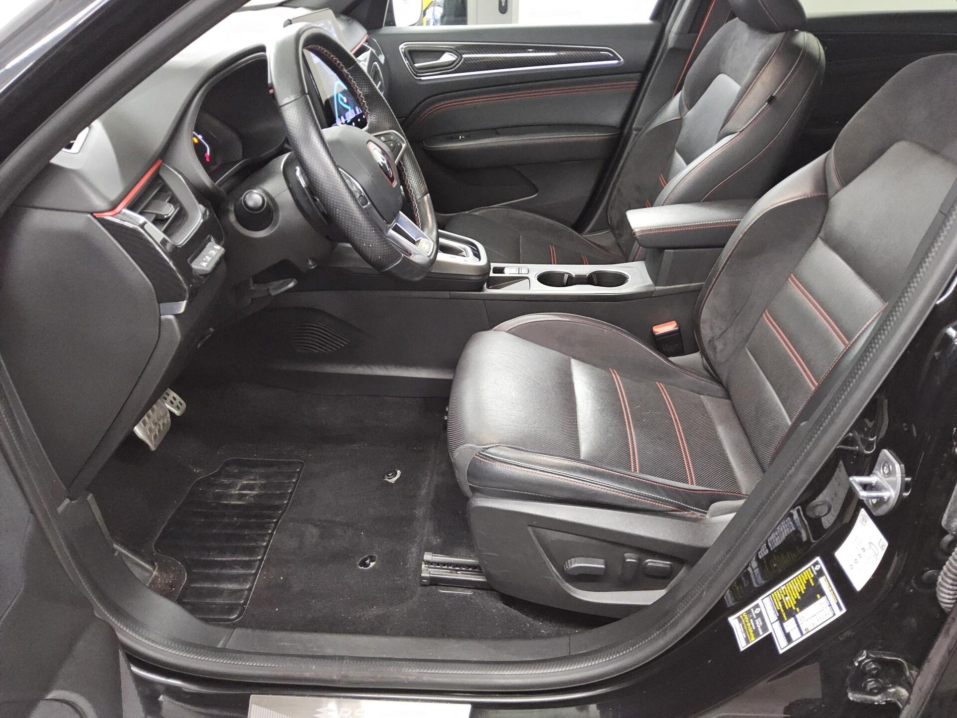 Renault Arkana 1.3 TCe R.S. Line T-Leder Navi LED RFK 8