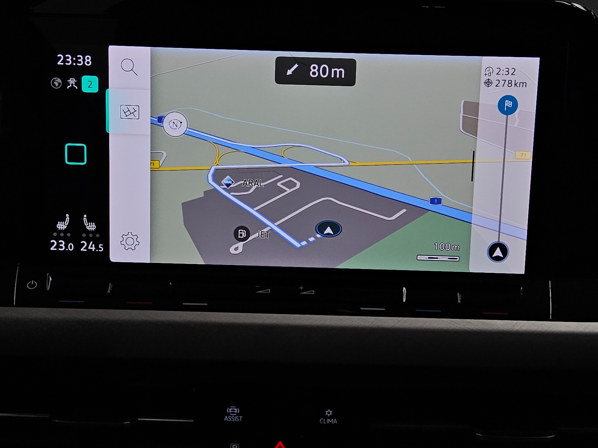 Volkswagen Golf-8 Var. 2.0 TDI Life Navi LED DC ACC PDC SHZ 7