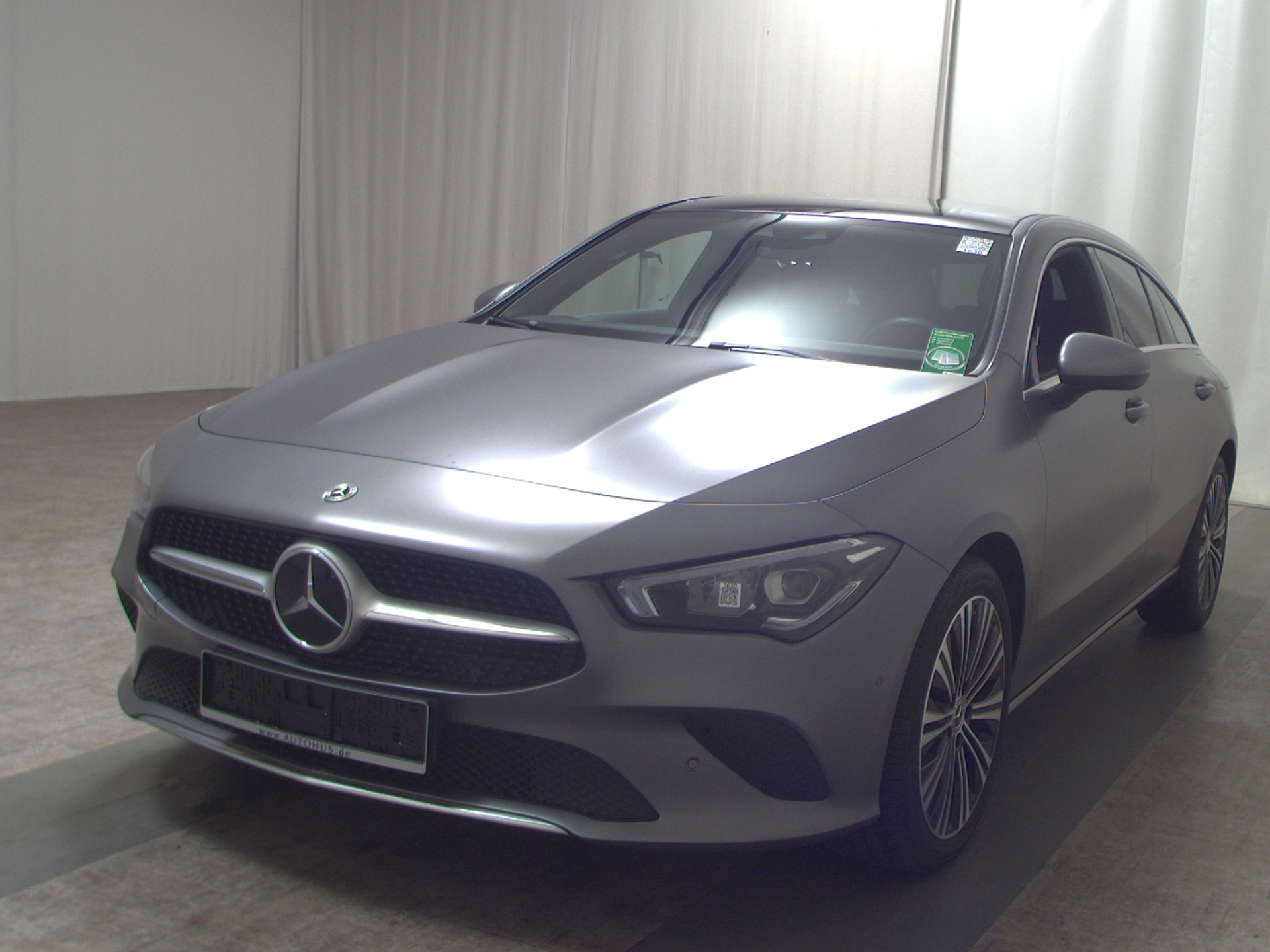 Mercedes-Benz CLA 200 SB d Progressive Navi LED Leder RFK Pano 2