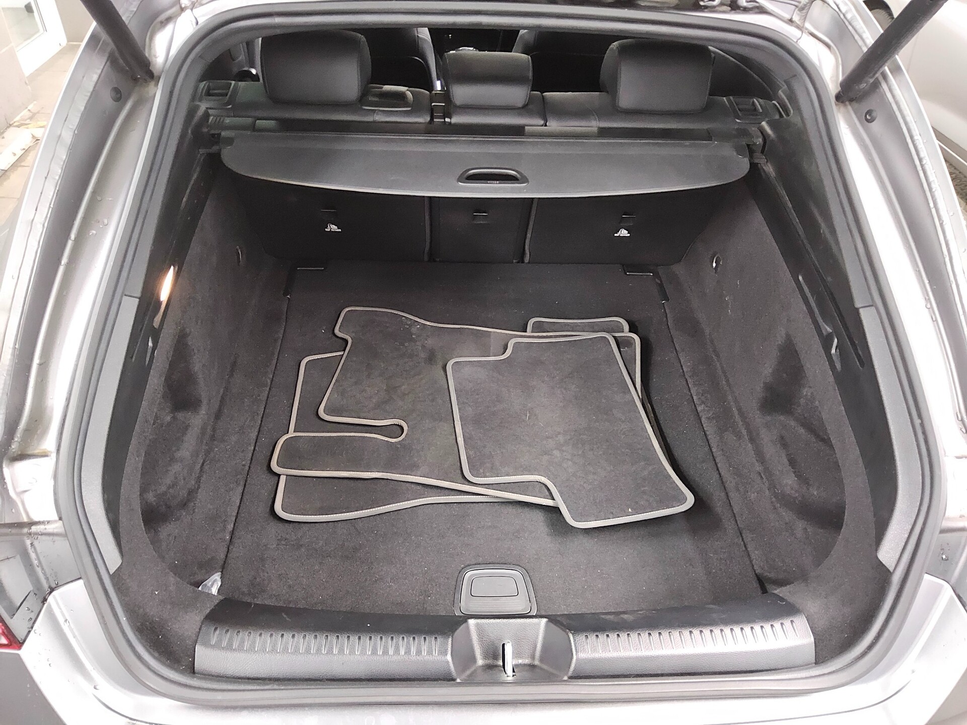 Mercedes-Benz CLA 200 SB d Progressive Navi LED Leder RFK Pano 13