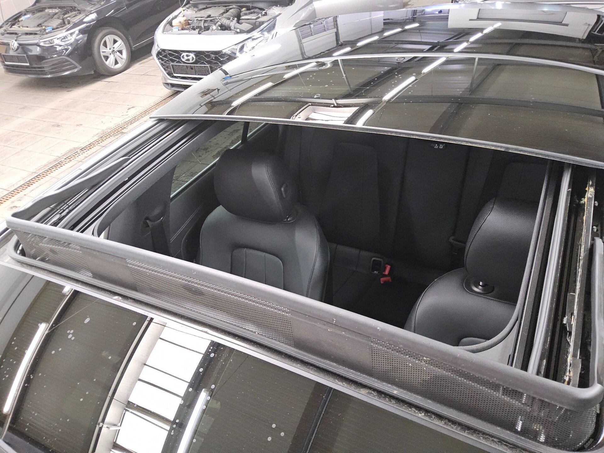 Mercedes-Benz CLA 200 SB d Progressive Navi LED Leder RFK Pano 12