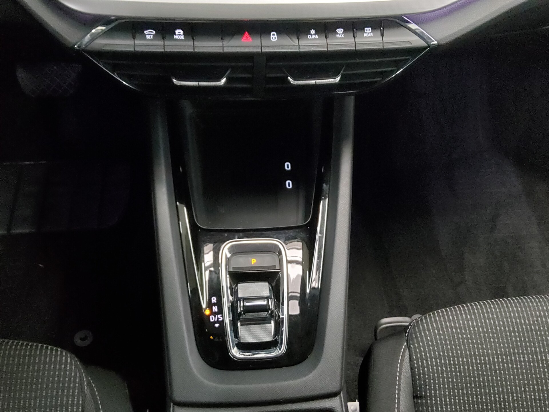 Skoda Octavia Kombi 2.0 TDI Ambition Navi LED virtual 6