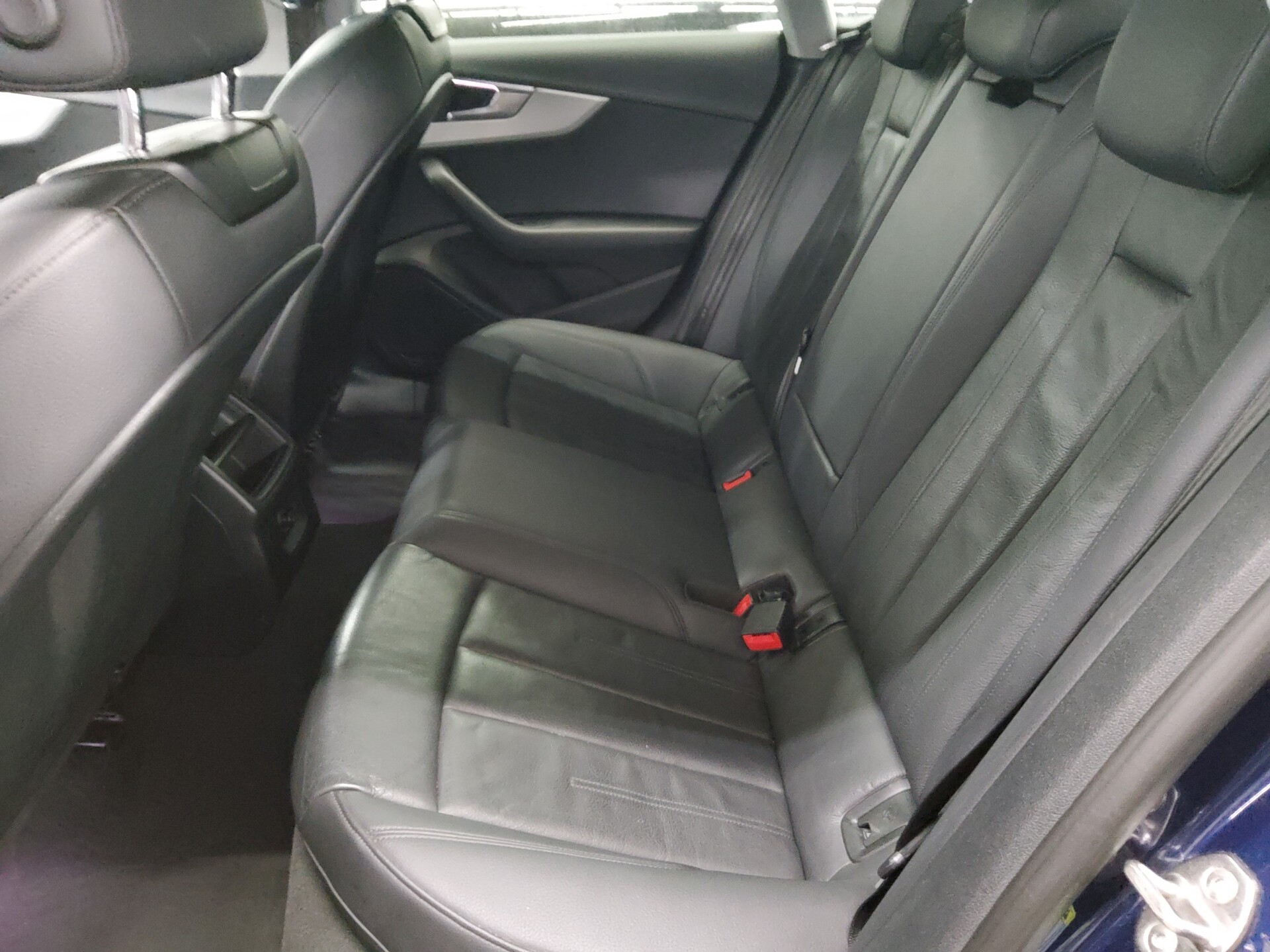 Audi A5 Sportback 35 TDI Leder Navi+ LED vc AHK RfK 13