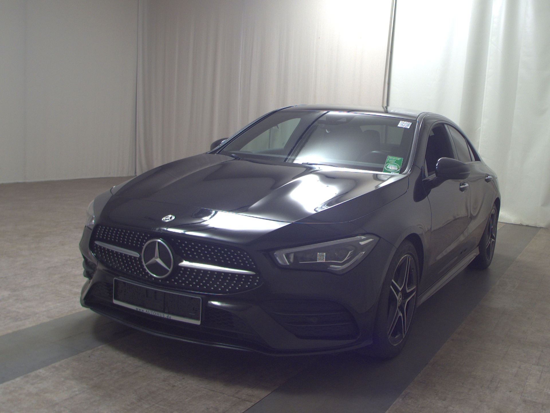 Mercedes-Benz CLA 200 AMG-Line Night Navi MB-LED Pano Memory 2