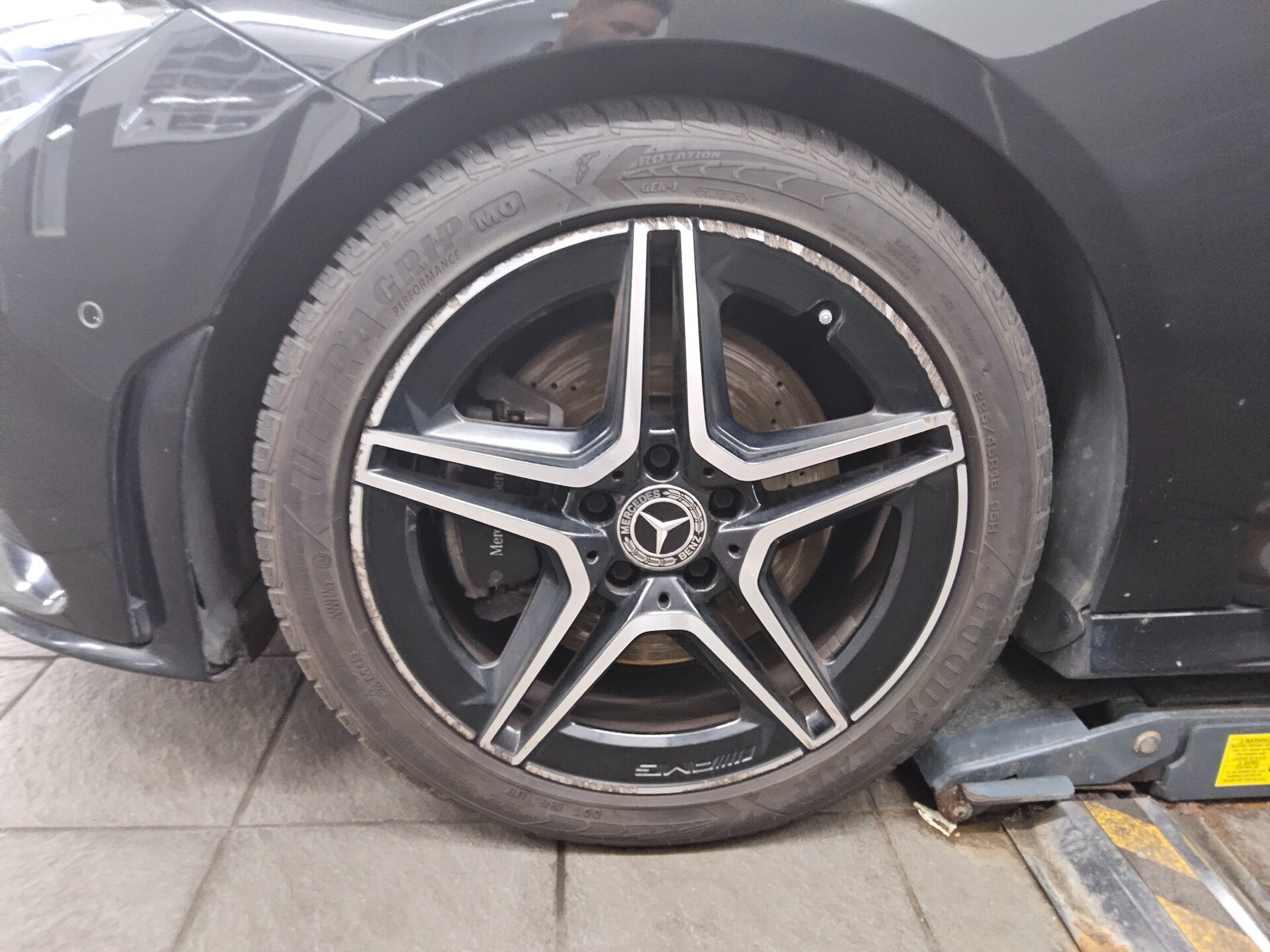 Mercedes-Benz CLA 200 AMG-Line Night Navi MB-LED Pano Memory 11