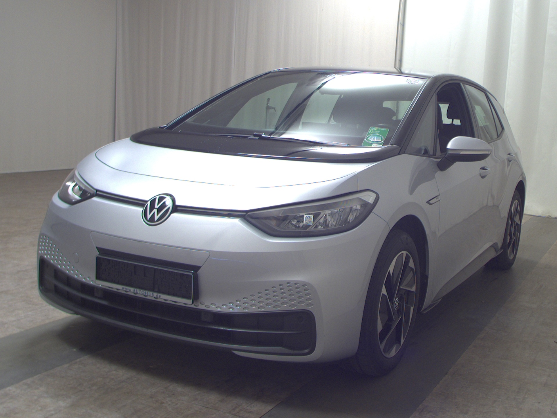 Volkswagen ID.3 Pro Performance Navi LED ACC PDC Shz Klima 2