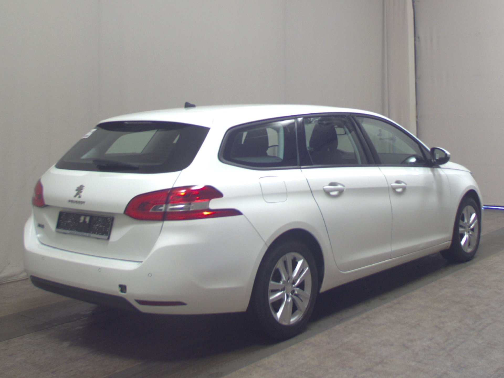 Peugeot 308 BlueHDi 130 Active Navi Shz PDC Tempomat 4