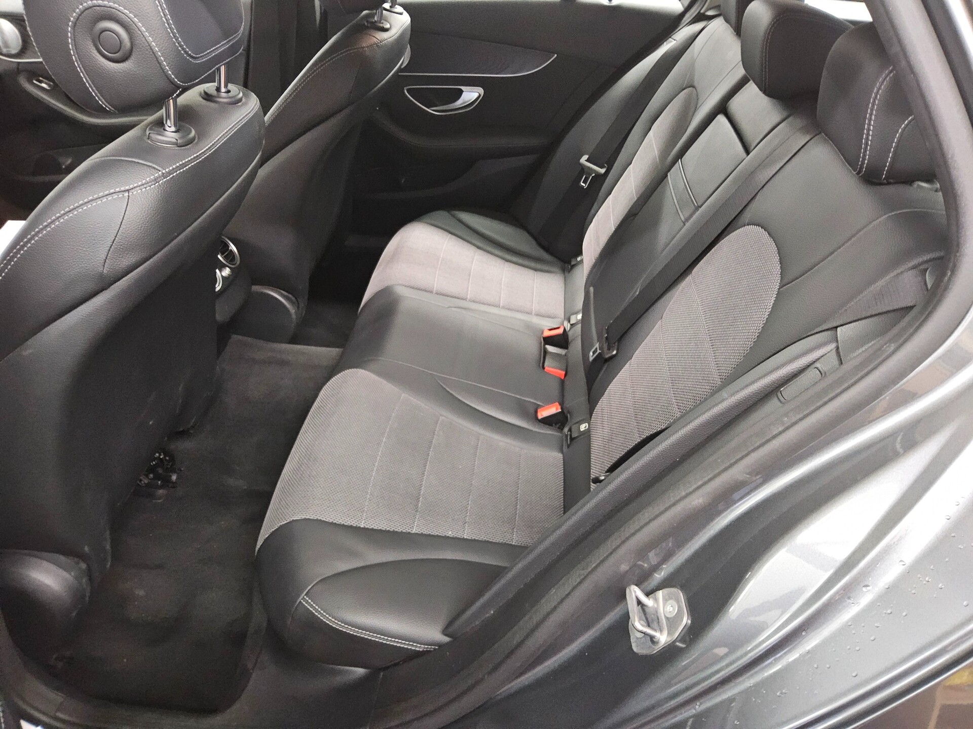 Mercedes-Benz C 220 T d Avantgarde Navi Widescreen Burmester 13