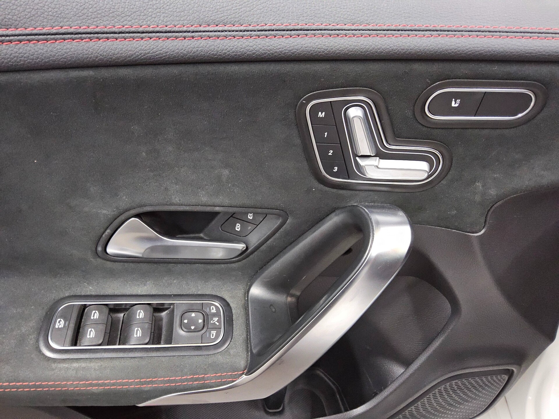 Mercedes-Benz CLA 220 SB d 4M AMG-Line Night Navi LED AHK RfK 10